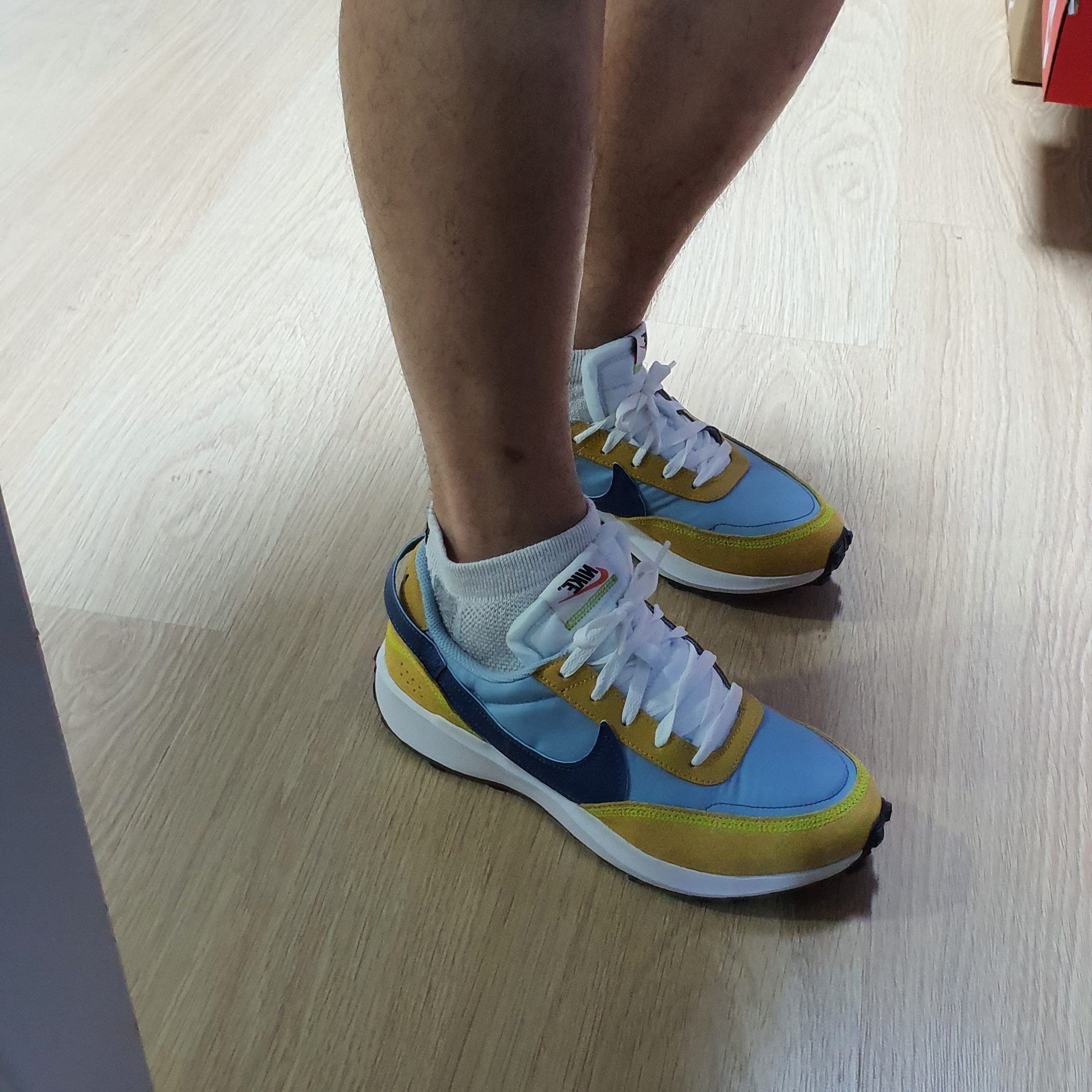 Nike Waffle Debut Boarder Blue Mystic Navy, (W) Nike Waffle Debut Vivid Sulfur 착용 스타일 - 4