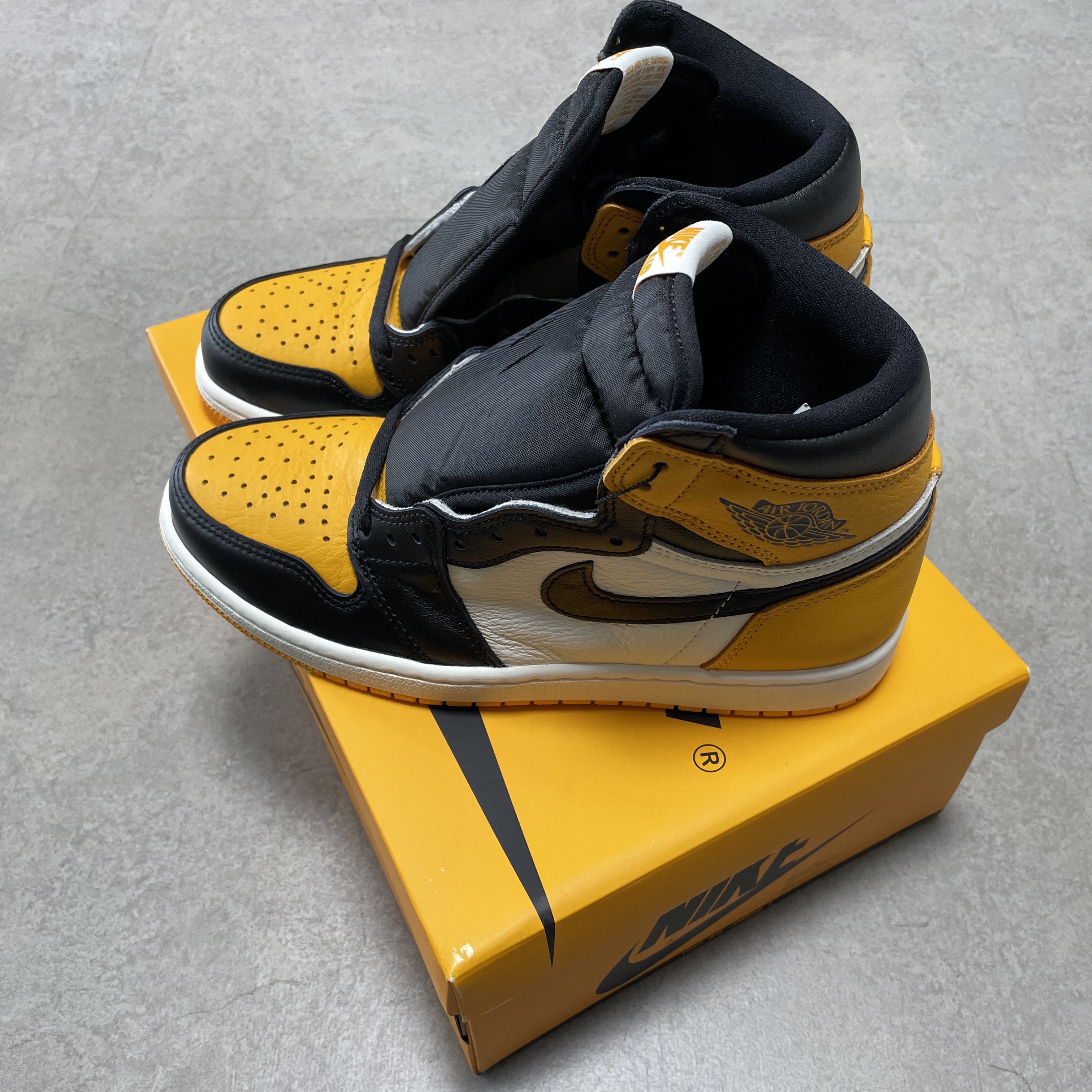 Jordan 1 Retro High OG Taxi 착용 스타일 - 1
