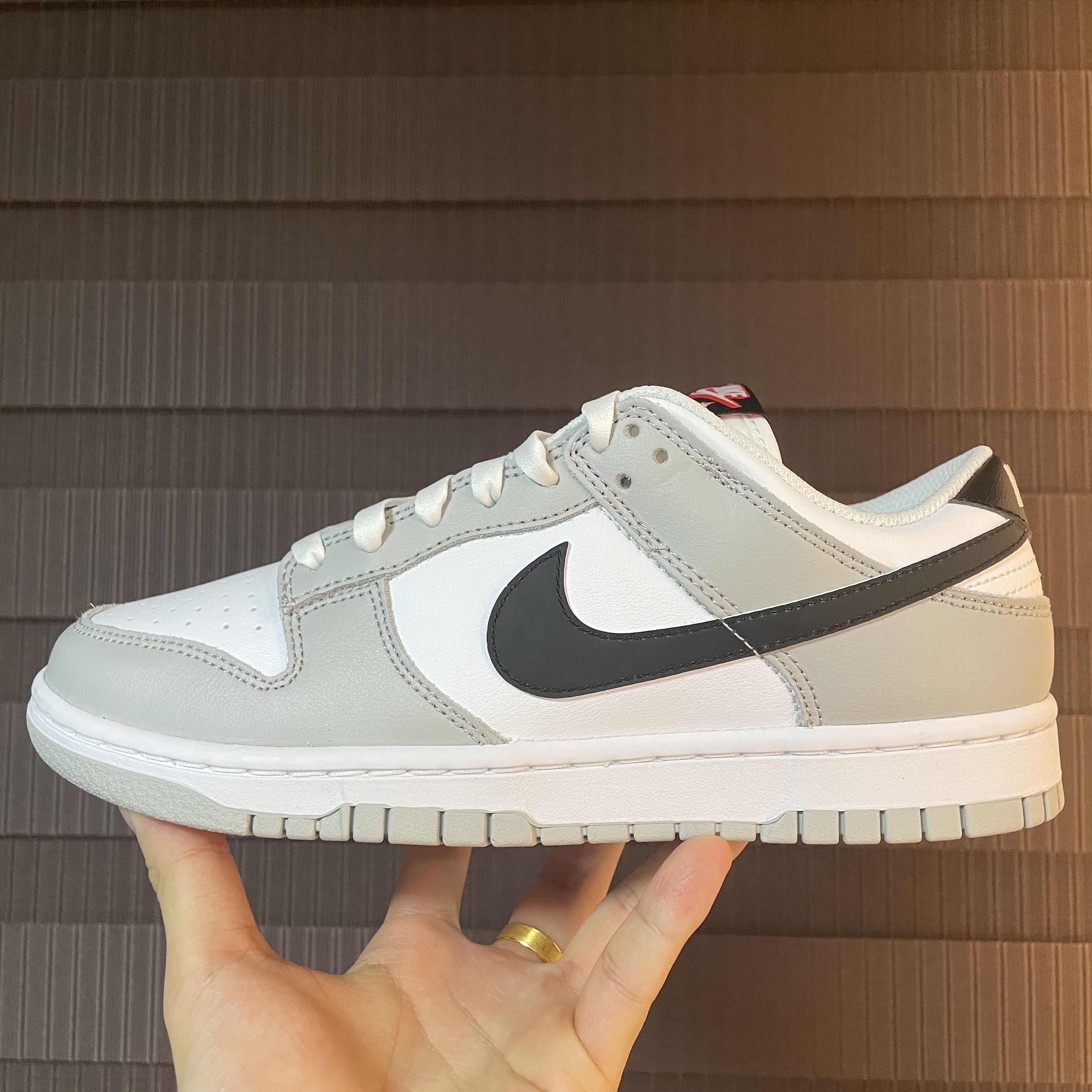 Nike Dunk Low Retro SE Jackpot Grey Fog 착용 스타일