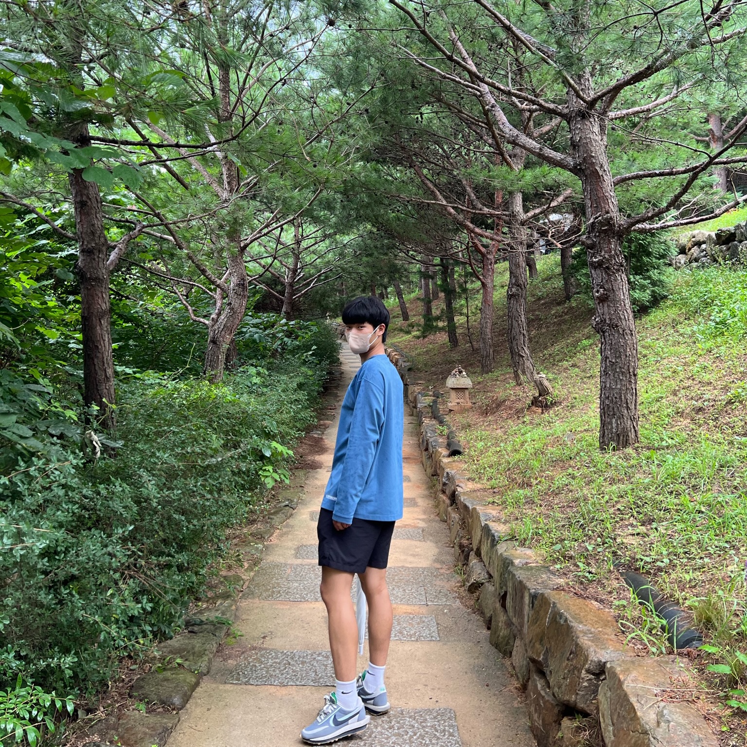 Nike x Sacai x Clot LDWaffle Cool Grey 착용 스타일