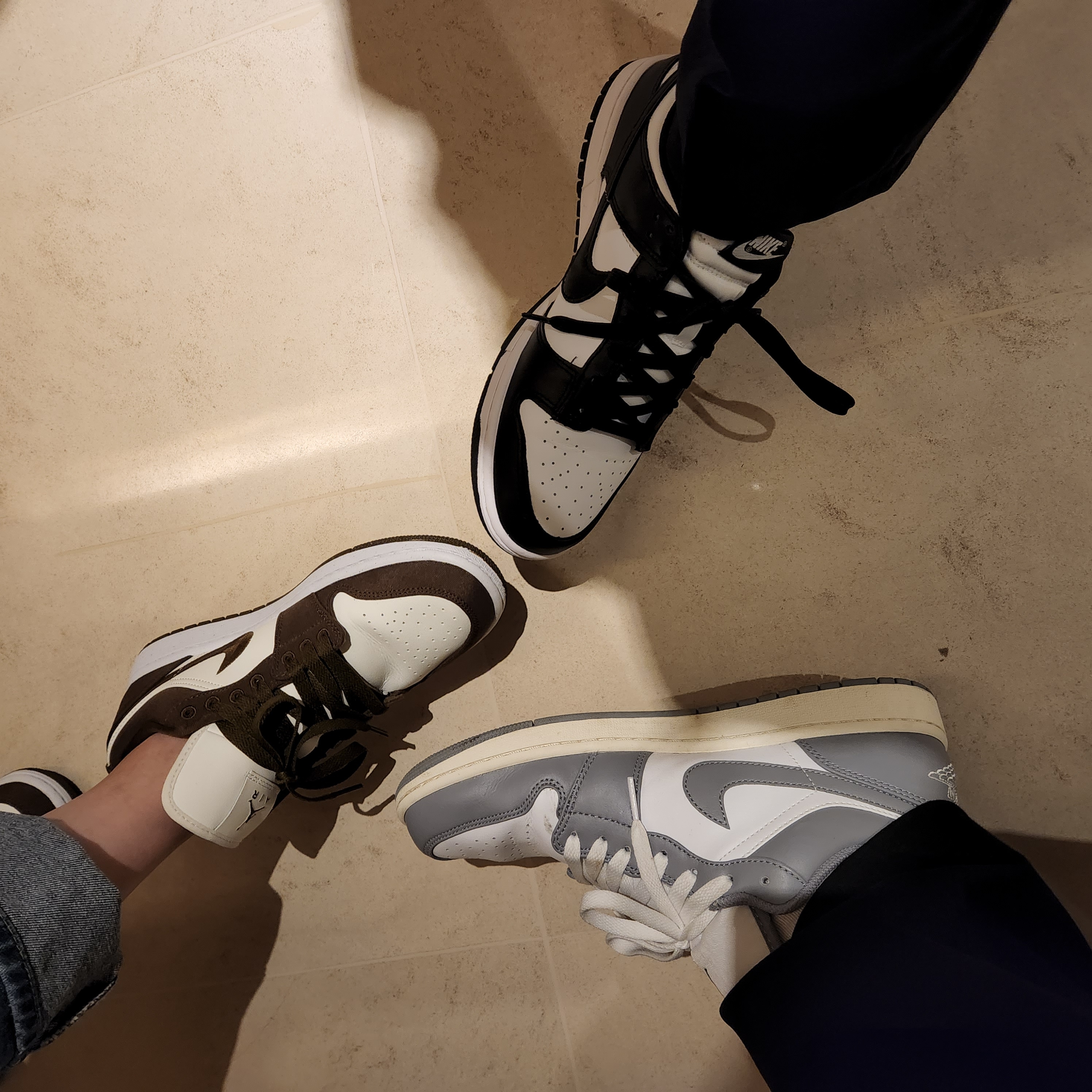 Jordan 1 Low Stealth and White, (W) Jordan 1 Low SE Light Olive 착용 스타일
