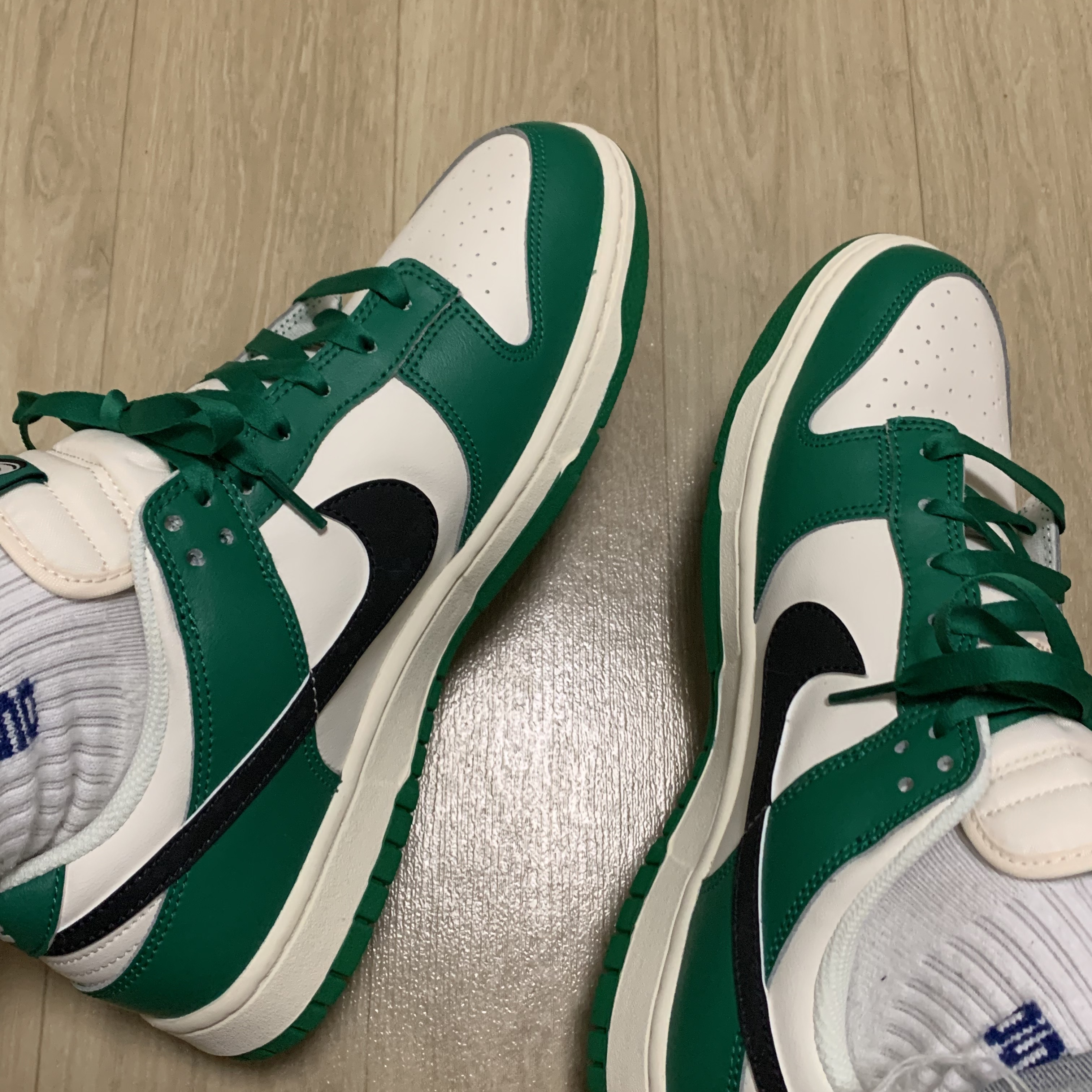 Nike Dunk Low Retro SE Jackpot Malachite 착용 스타일 - 1