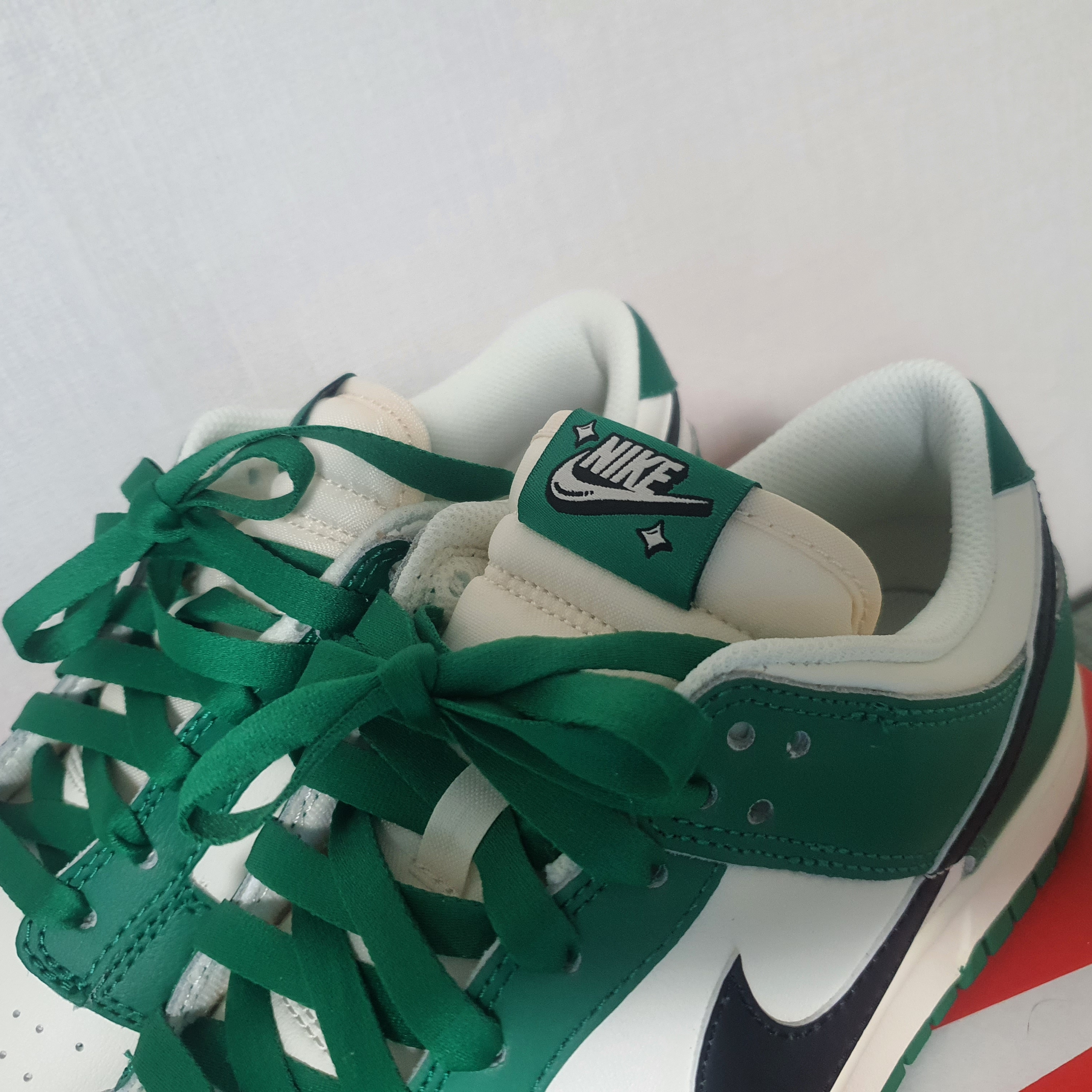 Nike Dunk Low Retro SE Jackpot Malachite 착용 스타일 - 2