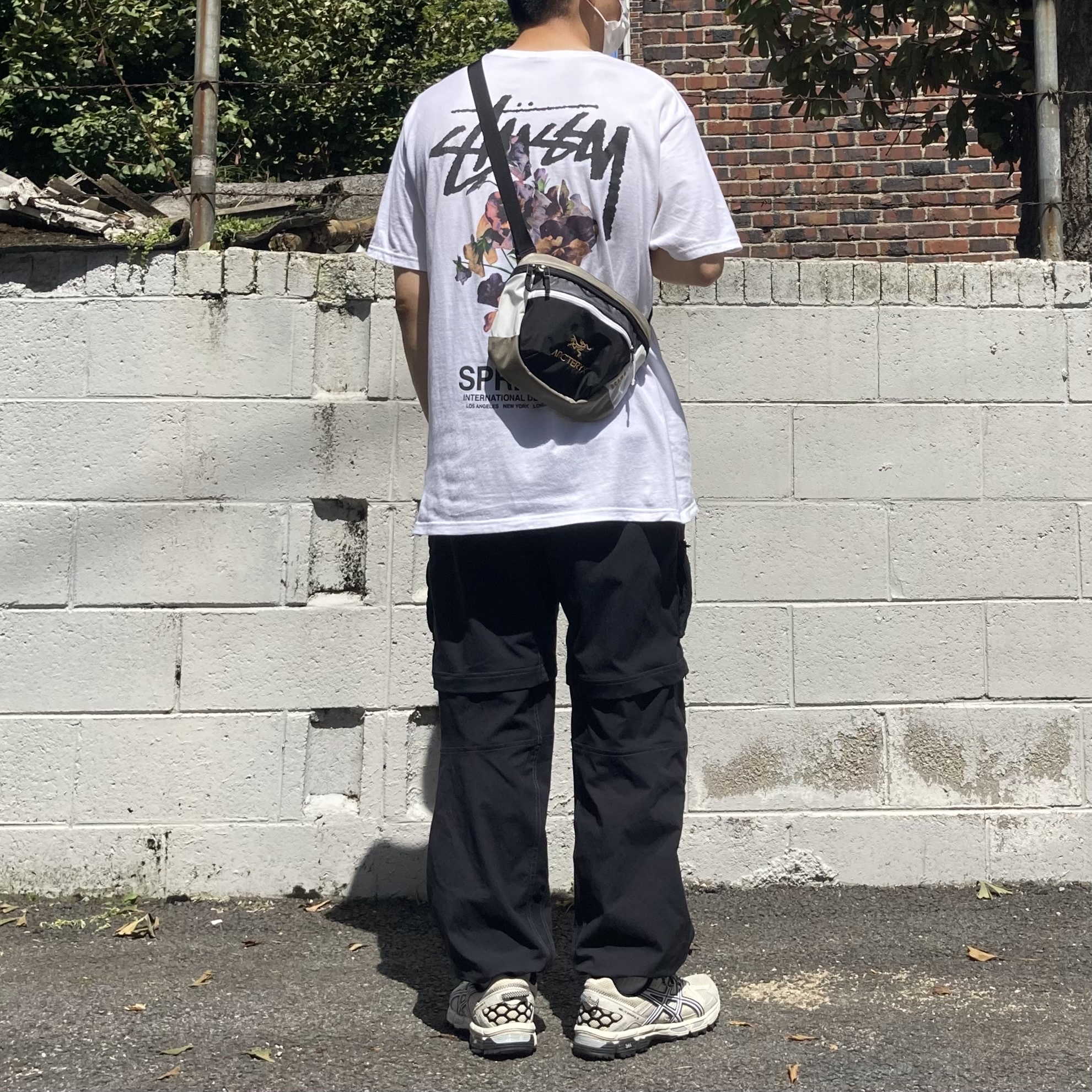 Nike ACG Smith Summit Cargo Pants Black Summit White - Asia, Asics Gel-Kahana 8 Khaki 착용 스타일 - 2