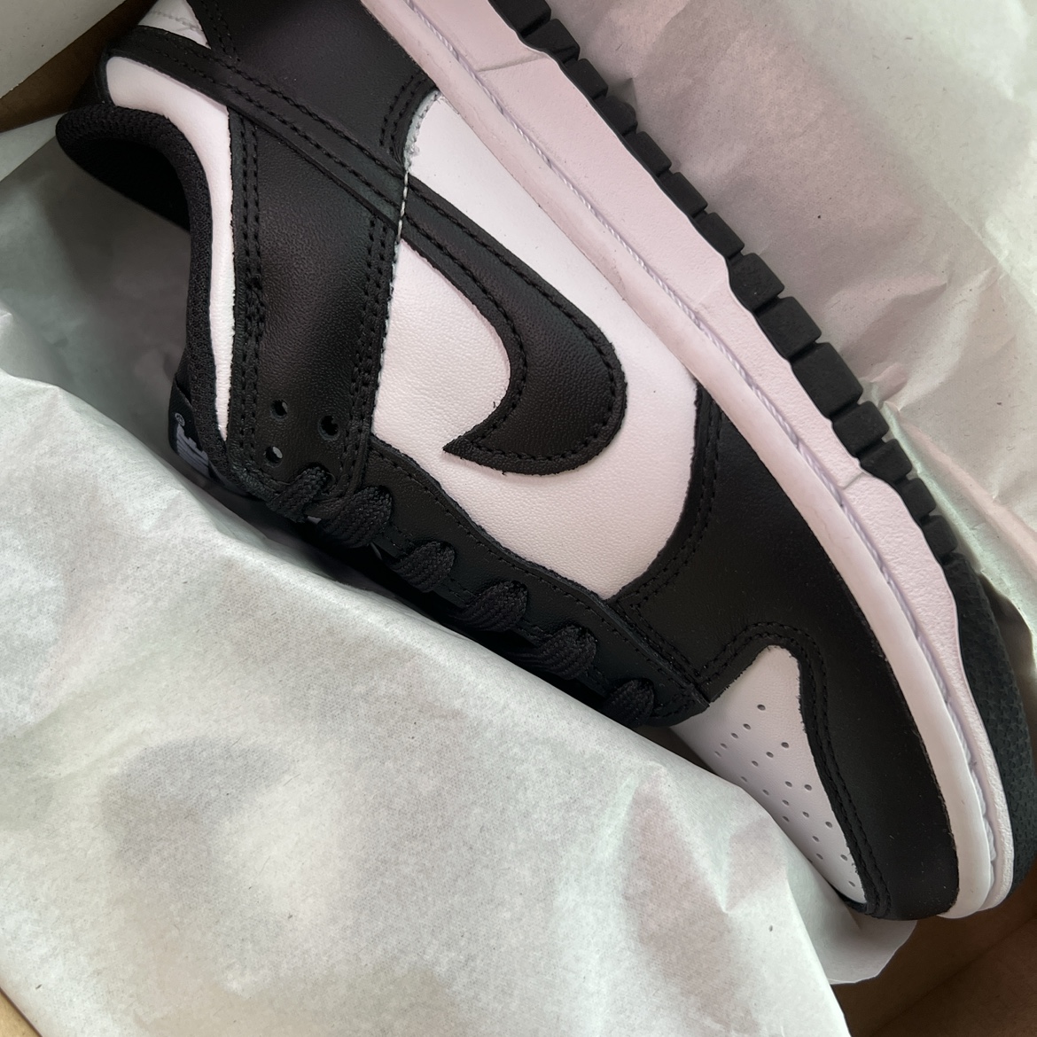 (W) Nike Dunk Low Black 착용 스타일