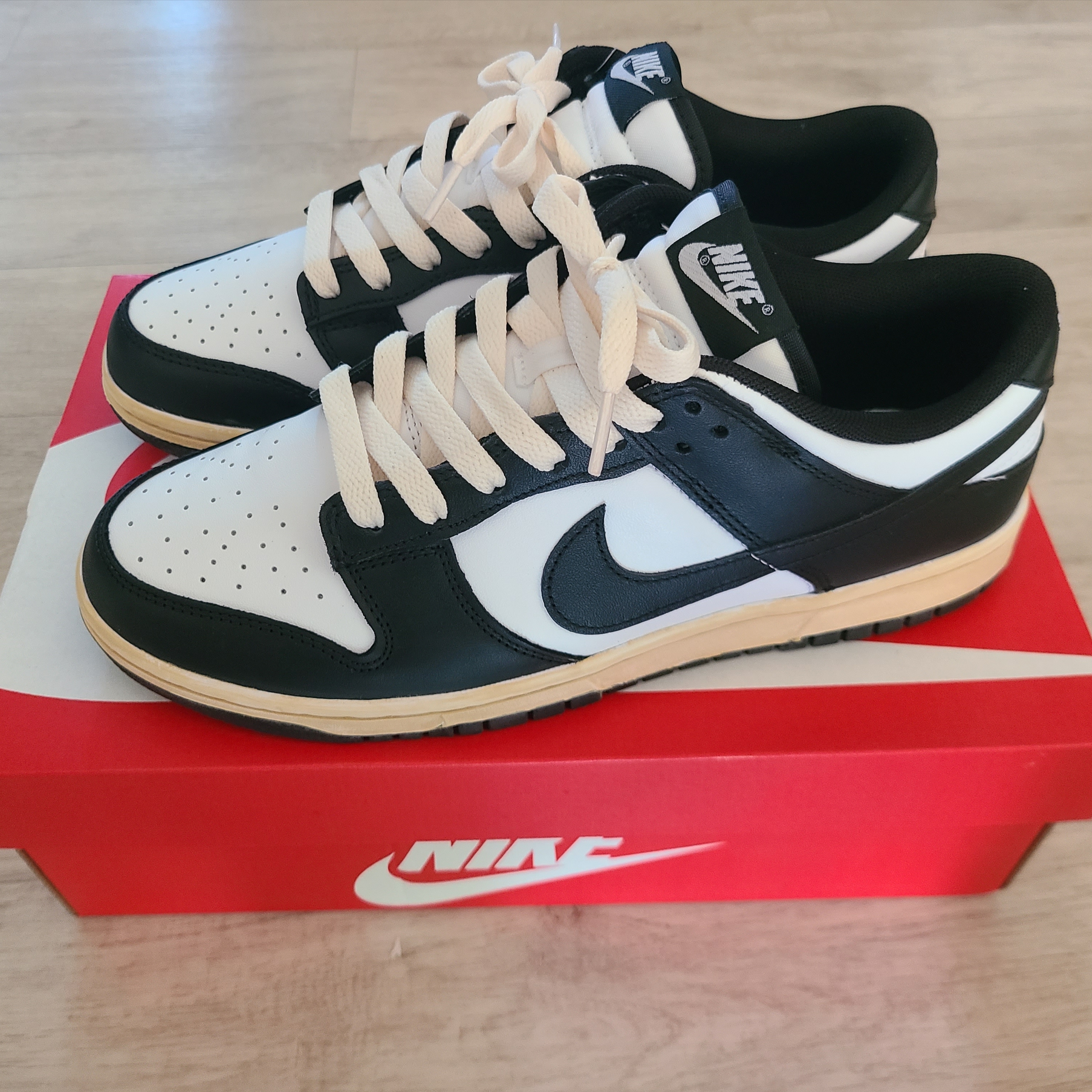 Nike Dunk Low Retro Black 착용 스타일