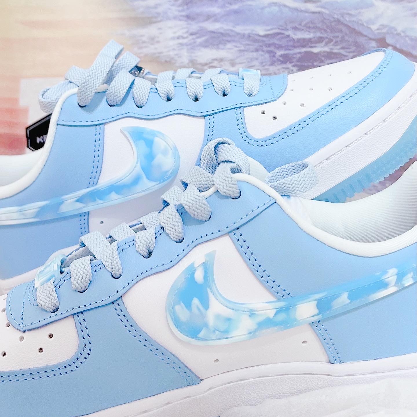 (W) Nike Air Force 1 '07 LX Celestine Blue 착용 스타일 - 1