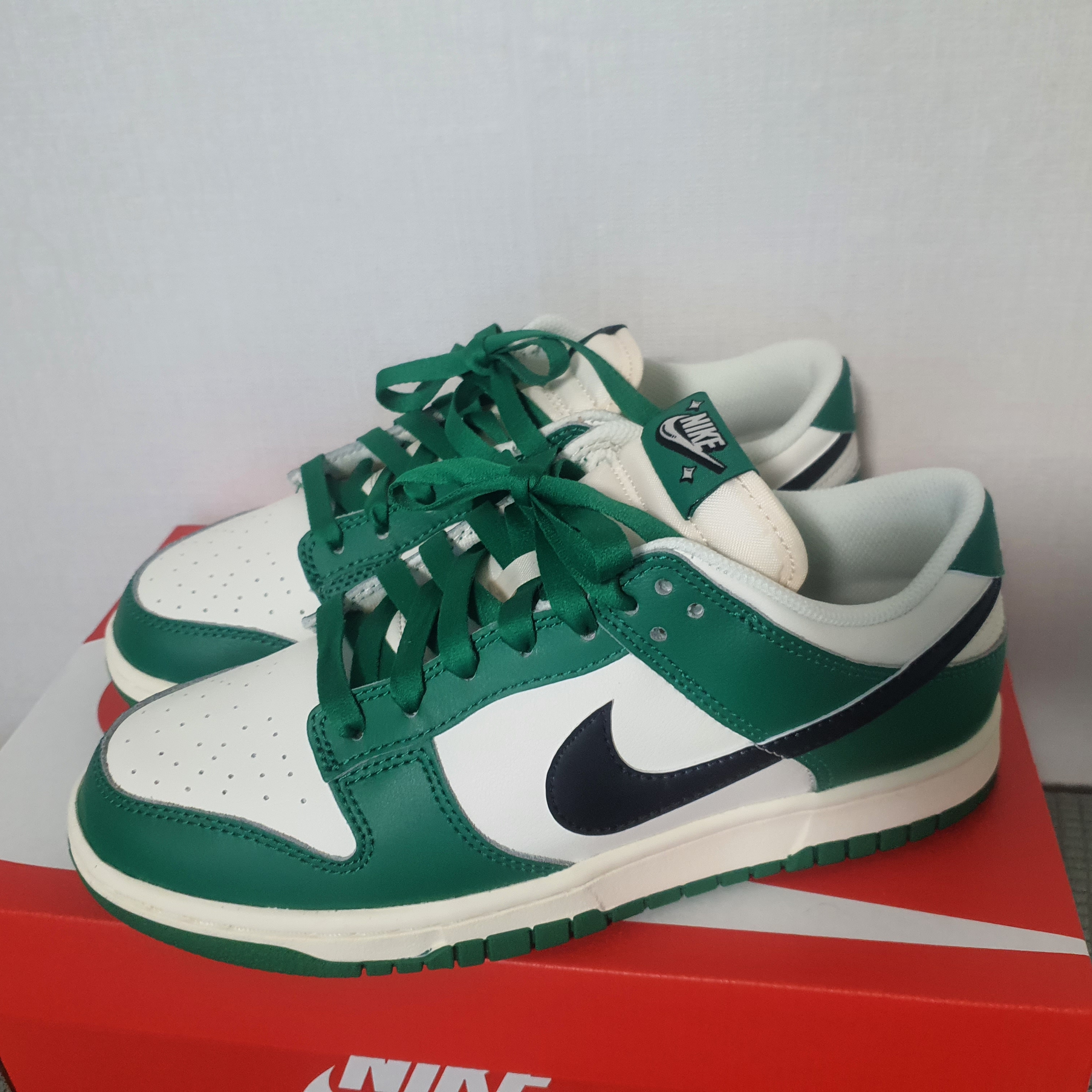 Nike Dunk Low Retro SE Jackpot Malachite 착용 스타일 - 1