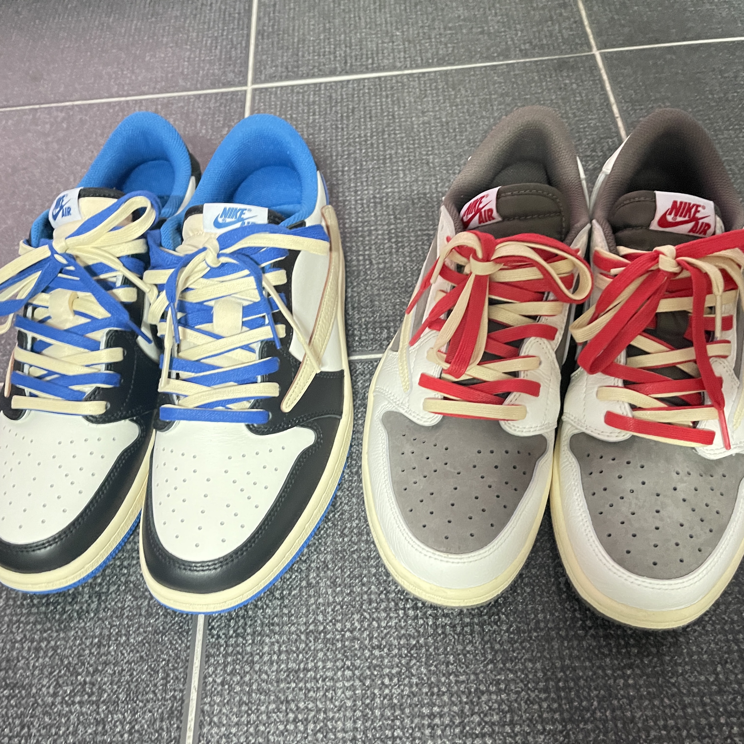 Jordan 1 x Travis Scott x Fragment Retro Low OG SP Military Blue, Jordan 1 x Travis Scott Retro Low OG SP Sail and Ridgerock 착용 스타일 - 4