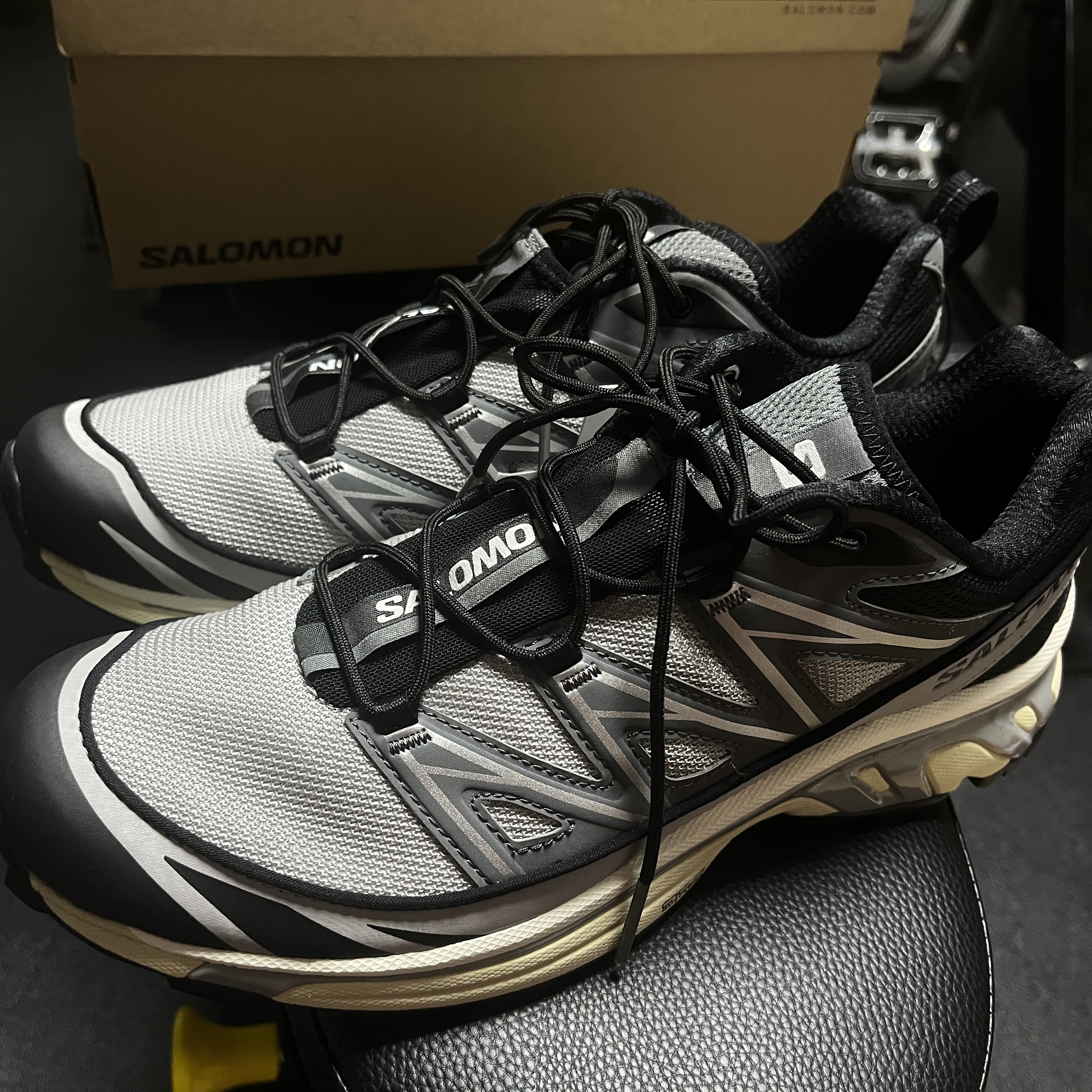 Salomon XT-6 Expanse Alloy Quiet Shade 착용 스타일
