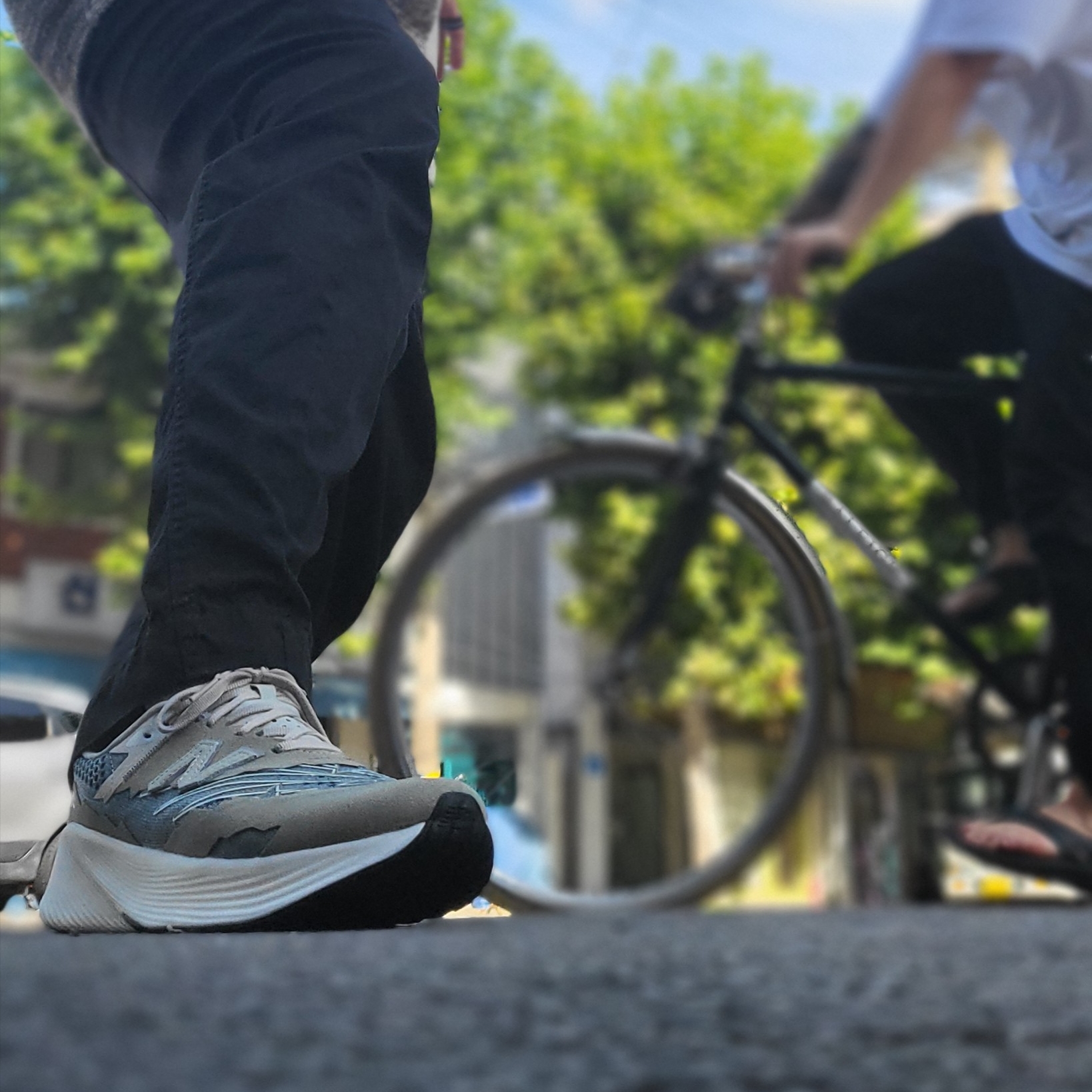 New Balance x Tokyo Design Studio FuelCell RC Elite v2 Blue Vetiver 착용 스타일