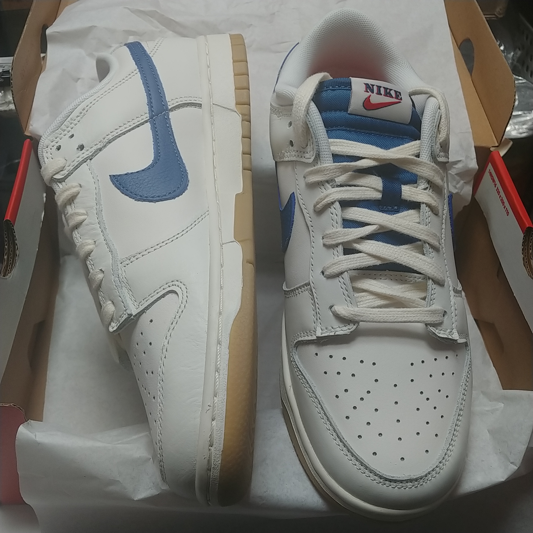 Nike Dunk Low SE Sail Dark Marina Blue 착용 스타일 - 1