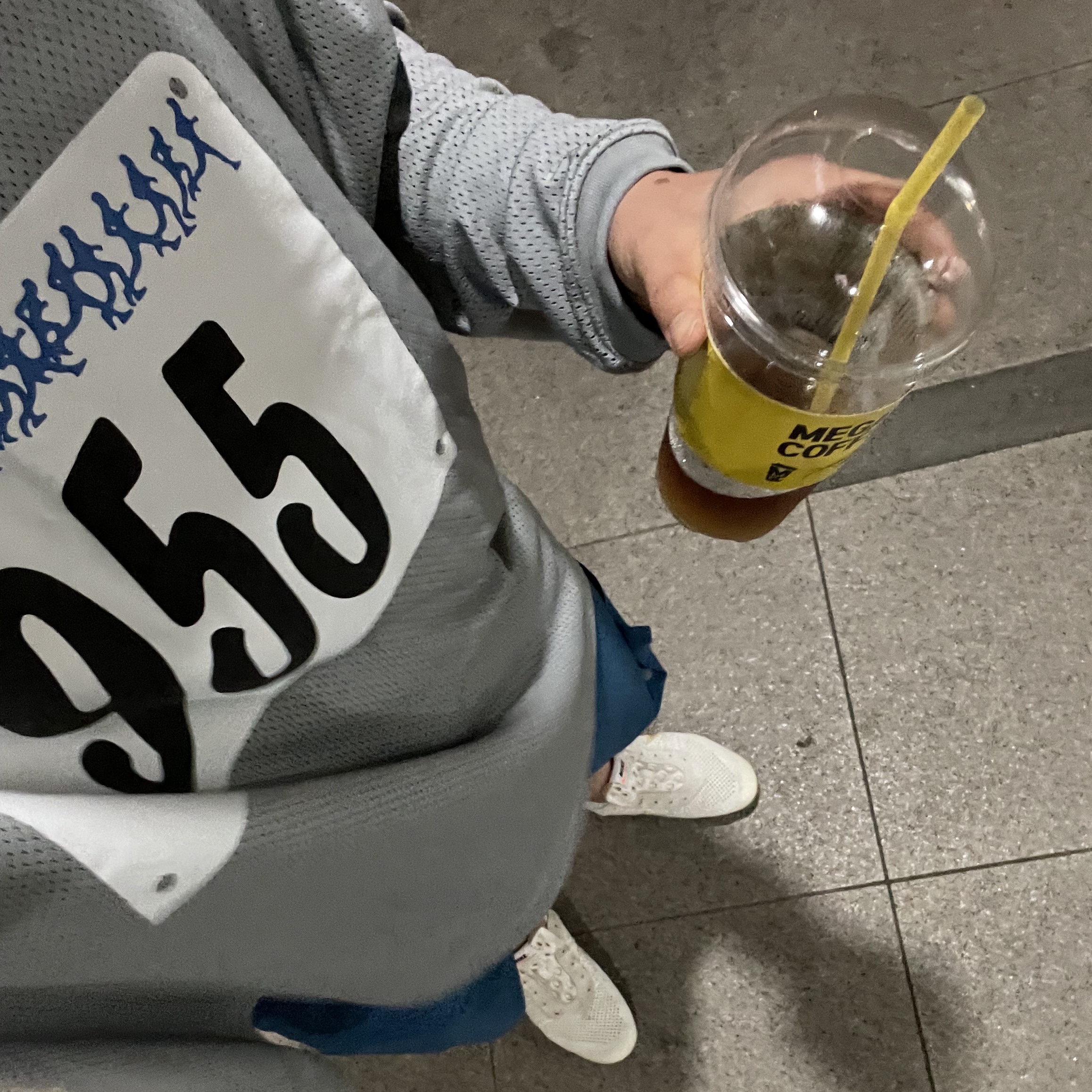 Nike x Cactus Plant Flea Market L/S Jersey Grey - Asia, Nike x Off-White Air VaporMax V2 White 착용 스타일 - 1