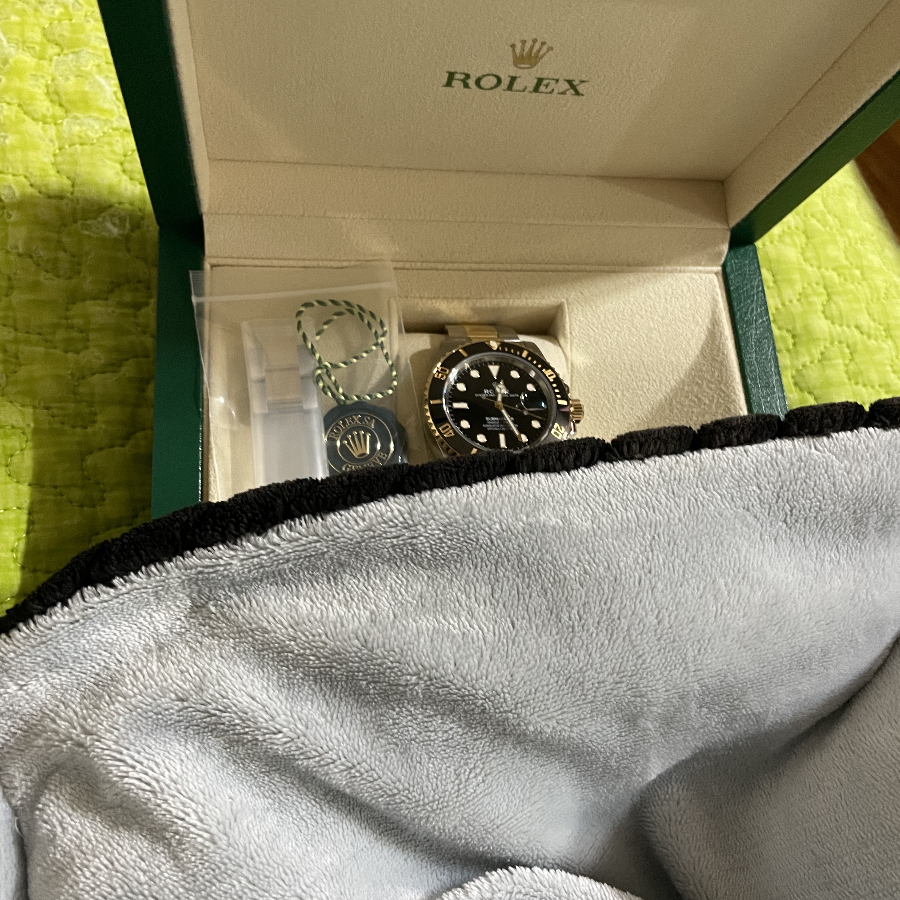 Rolex Submariner Date 41mm 126613LN Black Oyster 착용 스타일 - 2