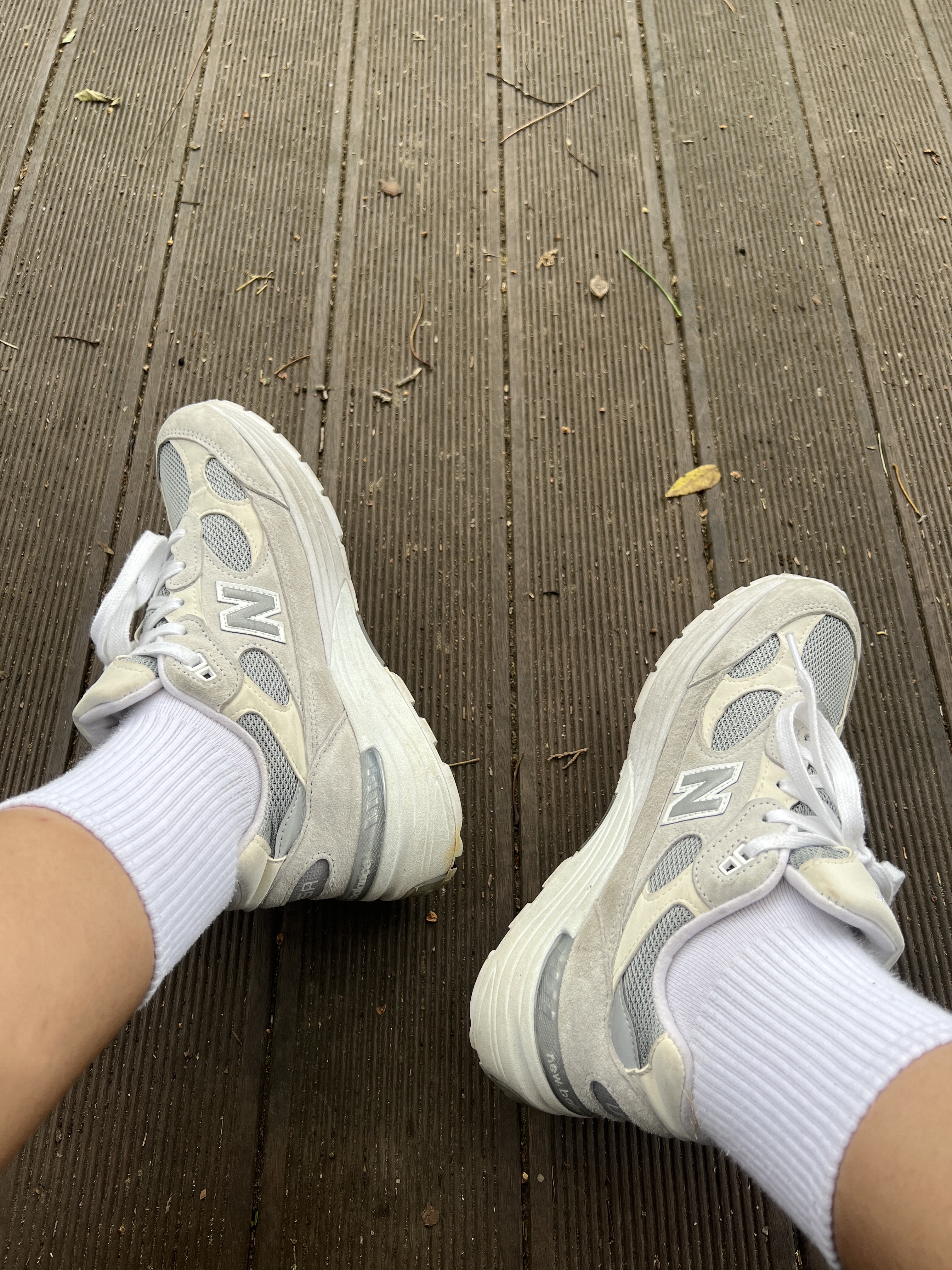 New Balance 992 Made in USA White Silver 착용 스타일