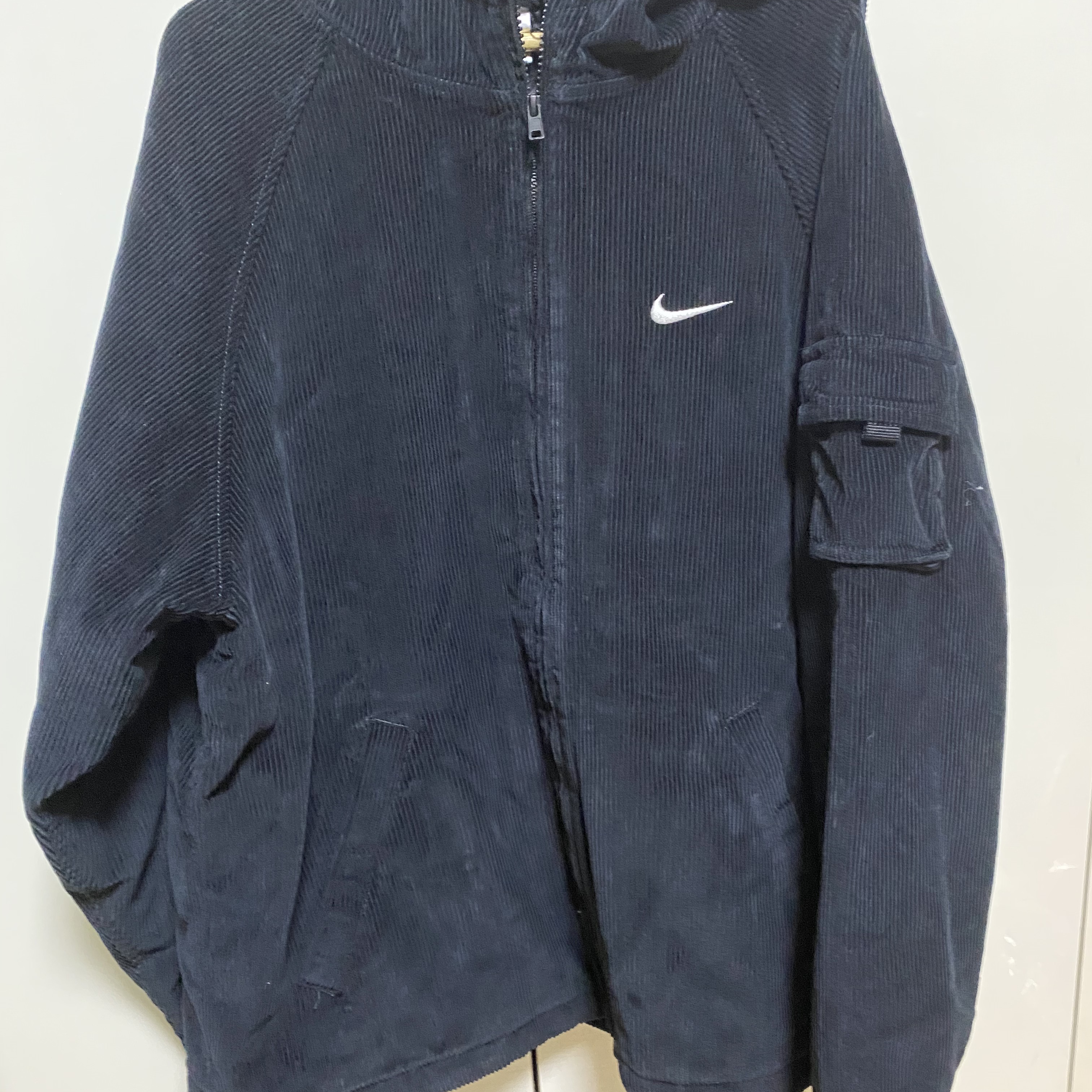Supreme x Nike Arc Corduroy Hooded Jacket Black - 22SS, Supreme x The North Face Summit Series Outer Tape Seam Jacket Black - 21SS 착용 스타일 - 2