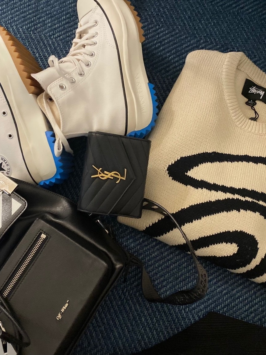 Stussy Curly S Sweater Natural, Converse x JW Anderson Run Star Hike Hi White 착용 스타일 - 3