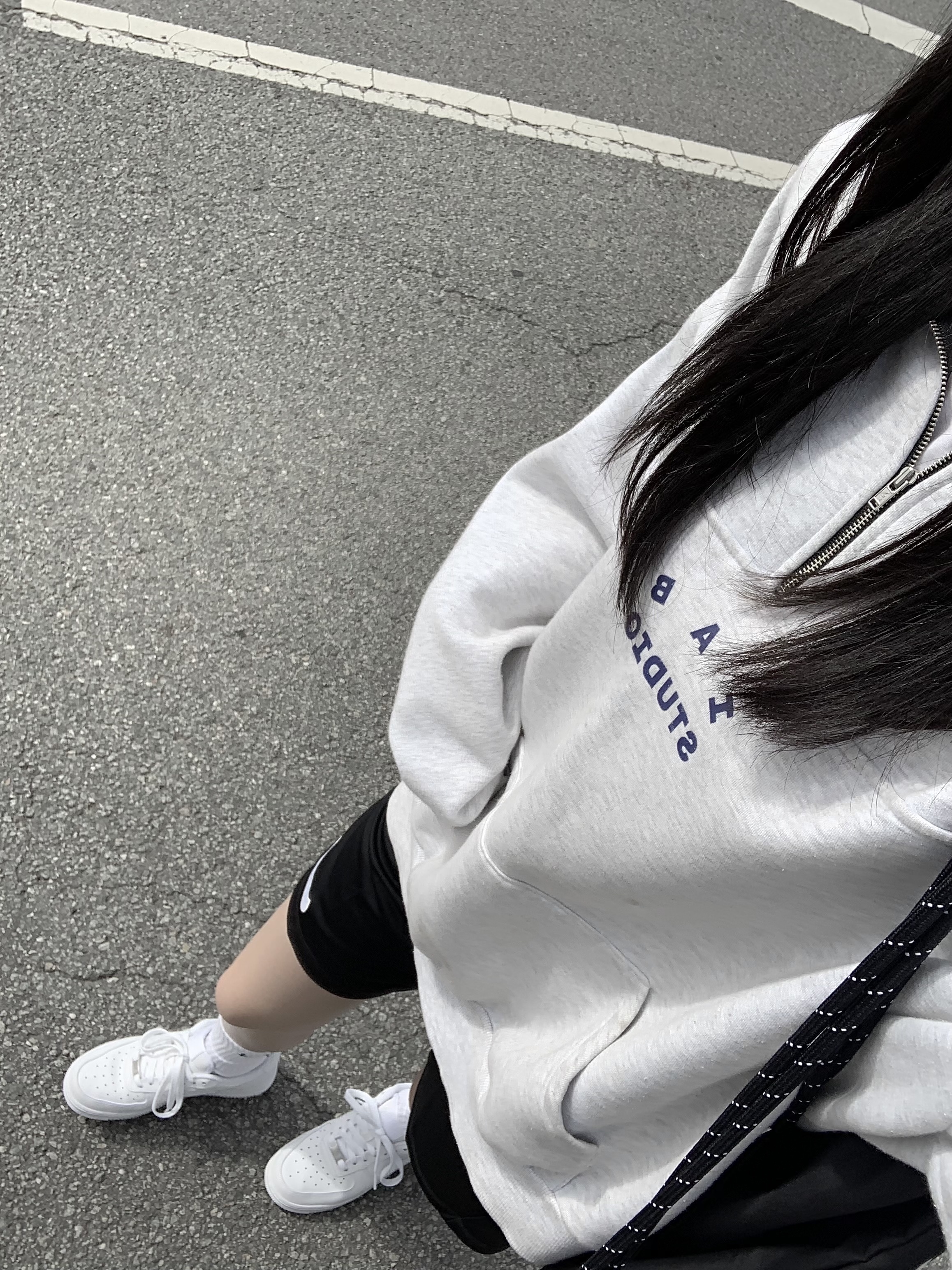 IAB Studio Half Zip Pullover Light Gray, Nike Air Force 1 '07 Low White 착용 스타일