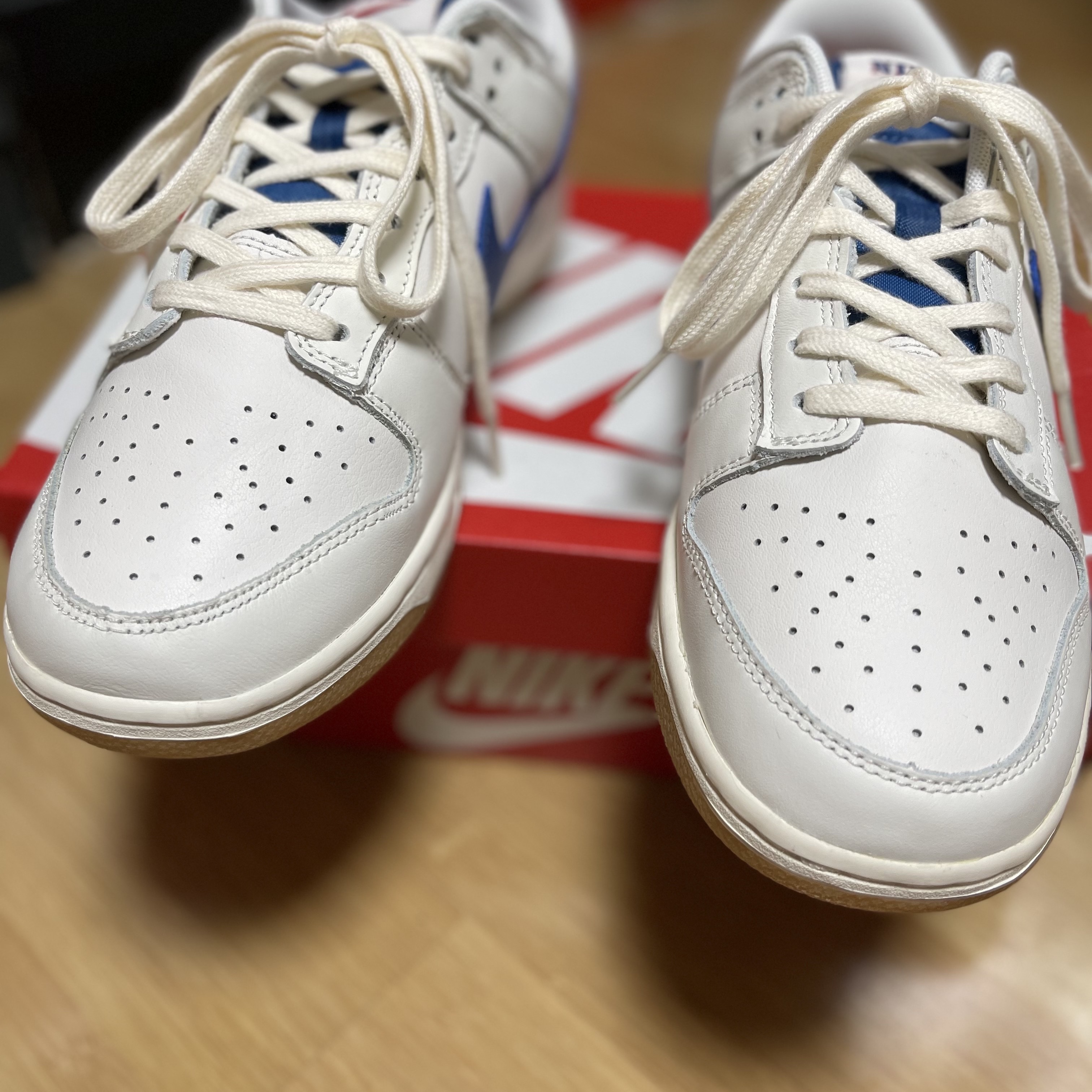 Nike Dunk Low SE Sail Dark Marina Blue 착용 스타일 - 3