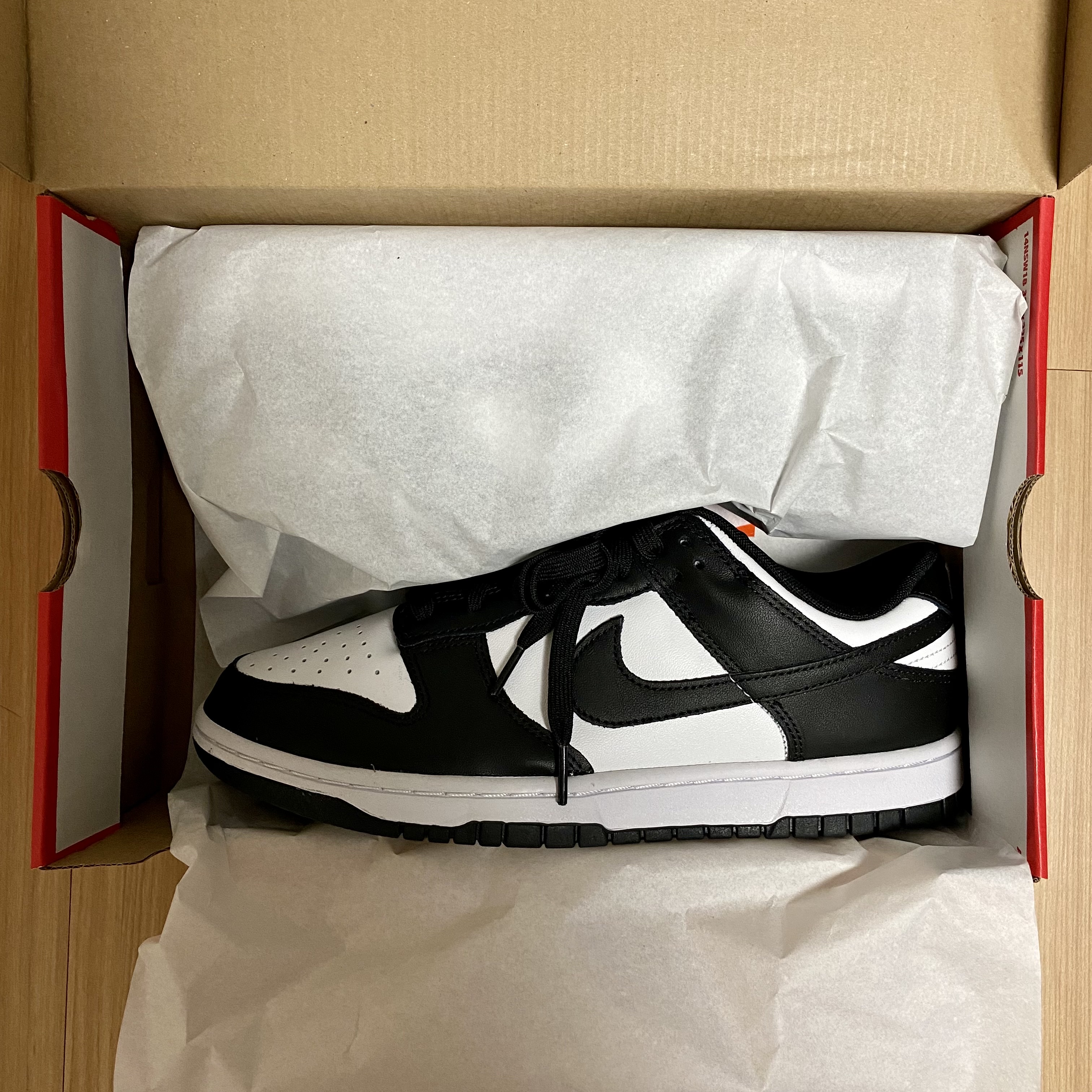 Nike Dunk Low Retro Black 착용 스타일
