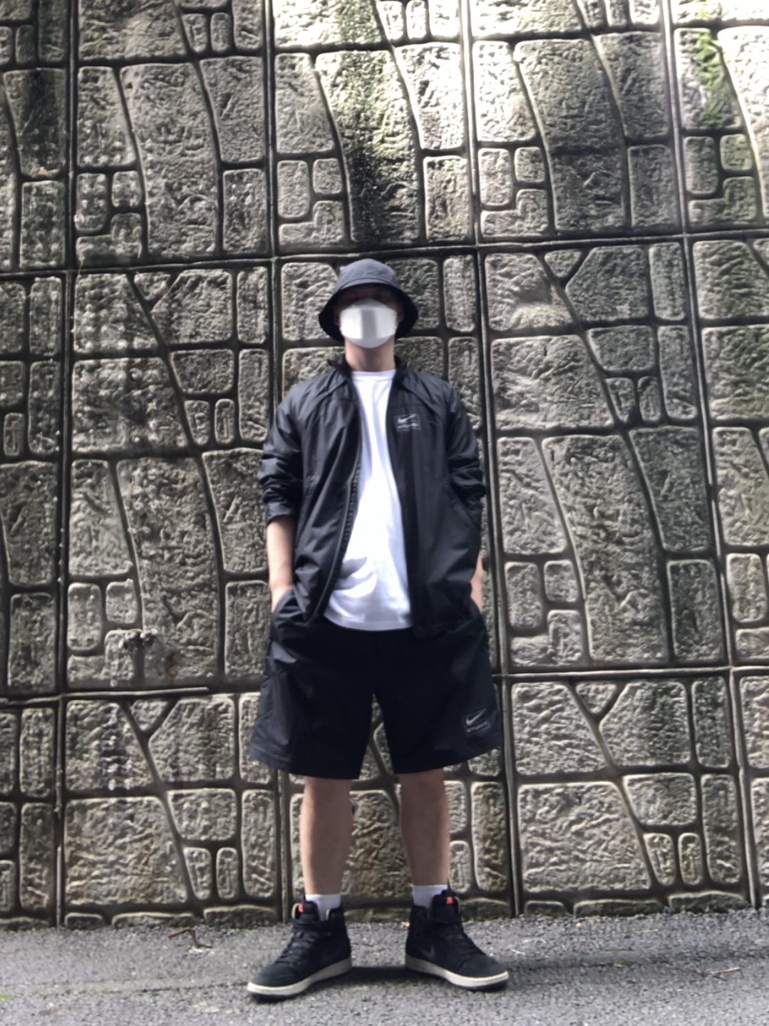 Nike x Stussy NRG FL Storm-Fit Bucket Hat Black, Nike x Stussy NRG FL Storm-Fit Jacket Black (DO5304-010) 착용 스타일