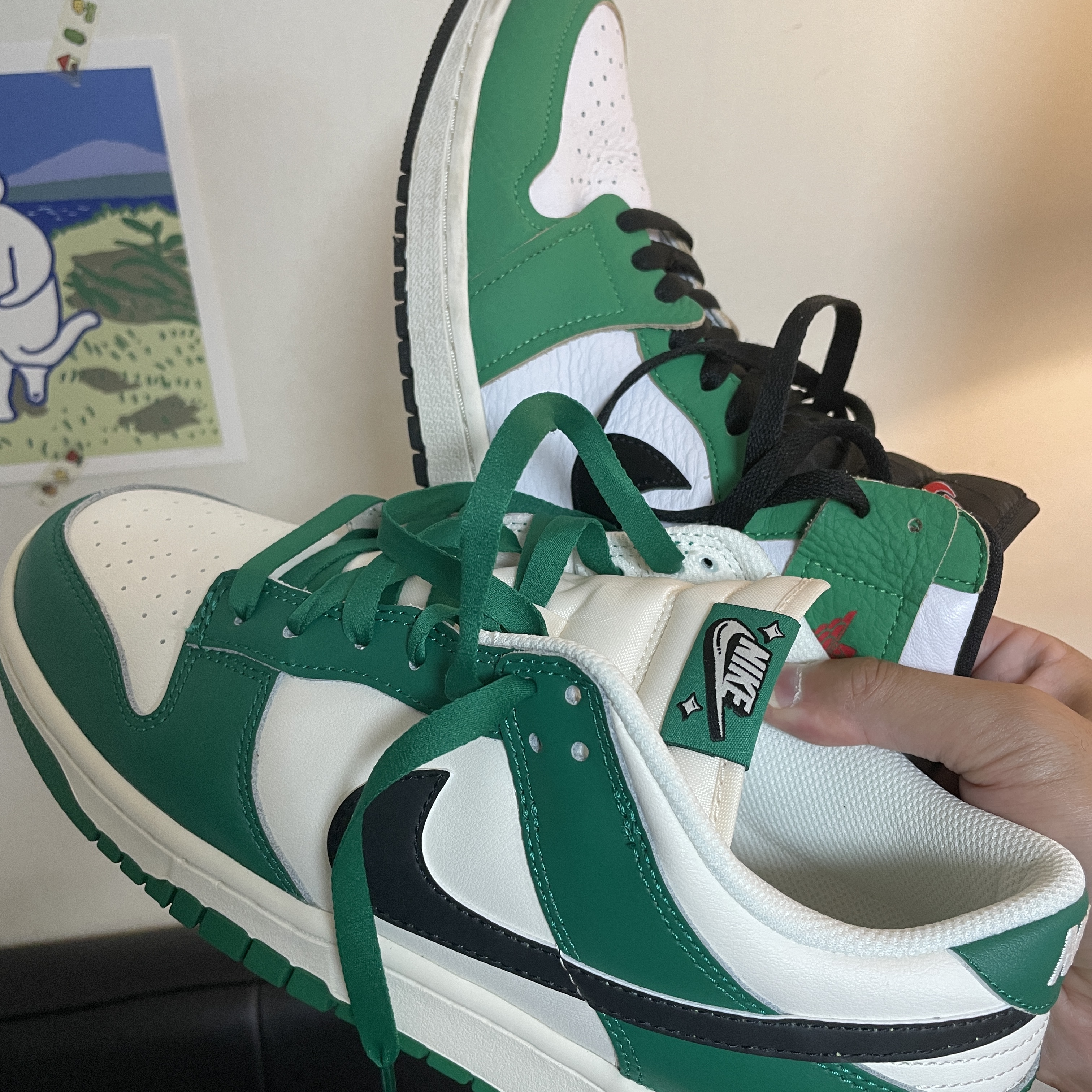 Nike Dunk Low Retro SE Jackpot Malachite, (W) Jordan 1 Retro High OG Lucky Green 착용 스타일 - 1