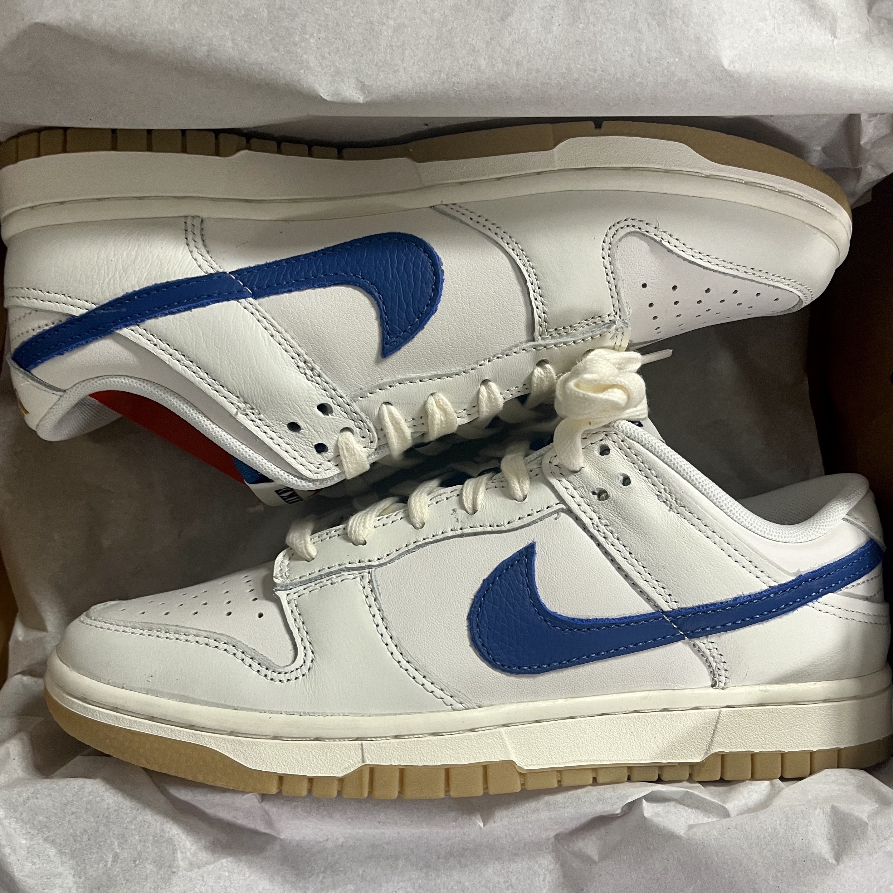 Nike Dunk Low SE Sail Dark Marina Blue 착용 스타일