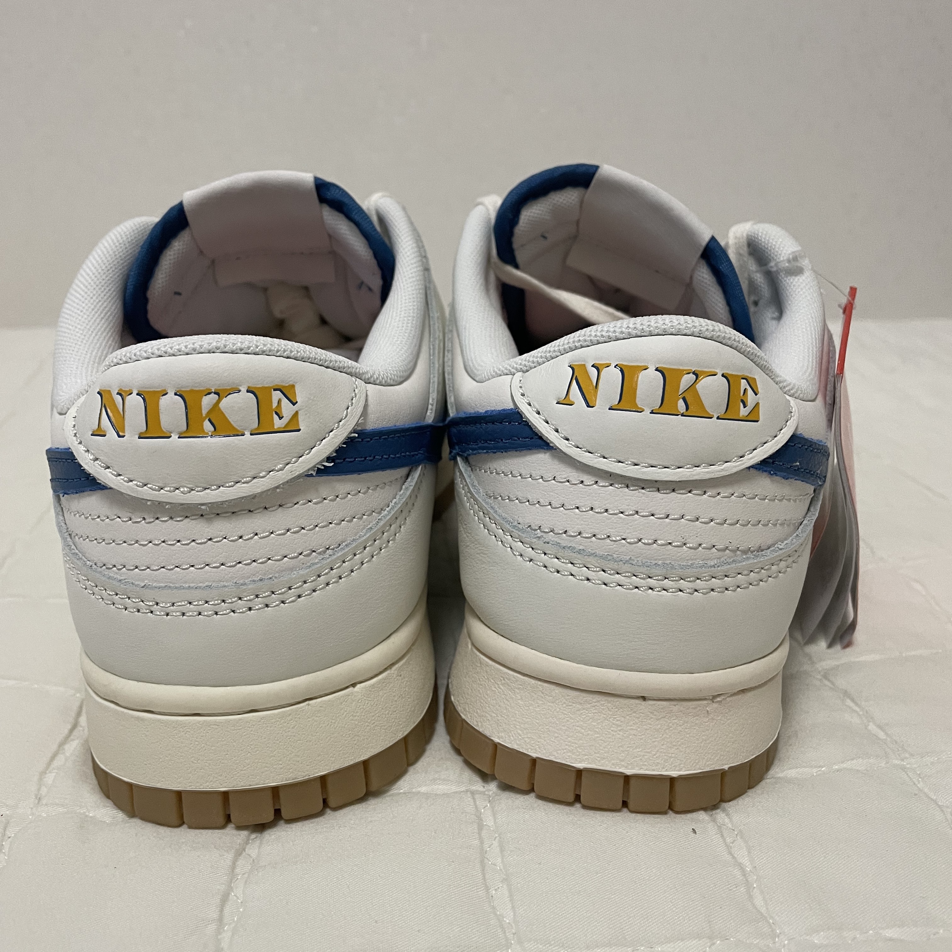Nike Dunk Low SE Sail Dark Marina Blue 착용 스타일 - 3