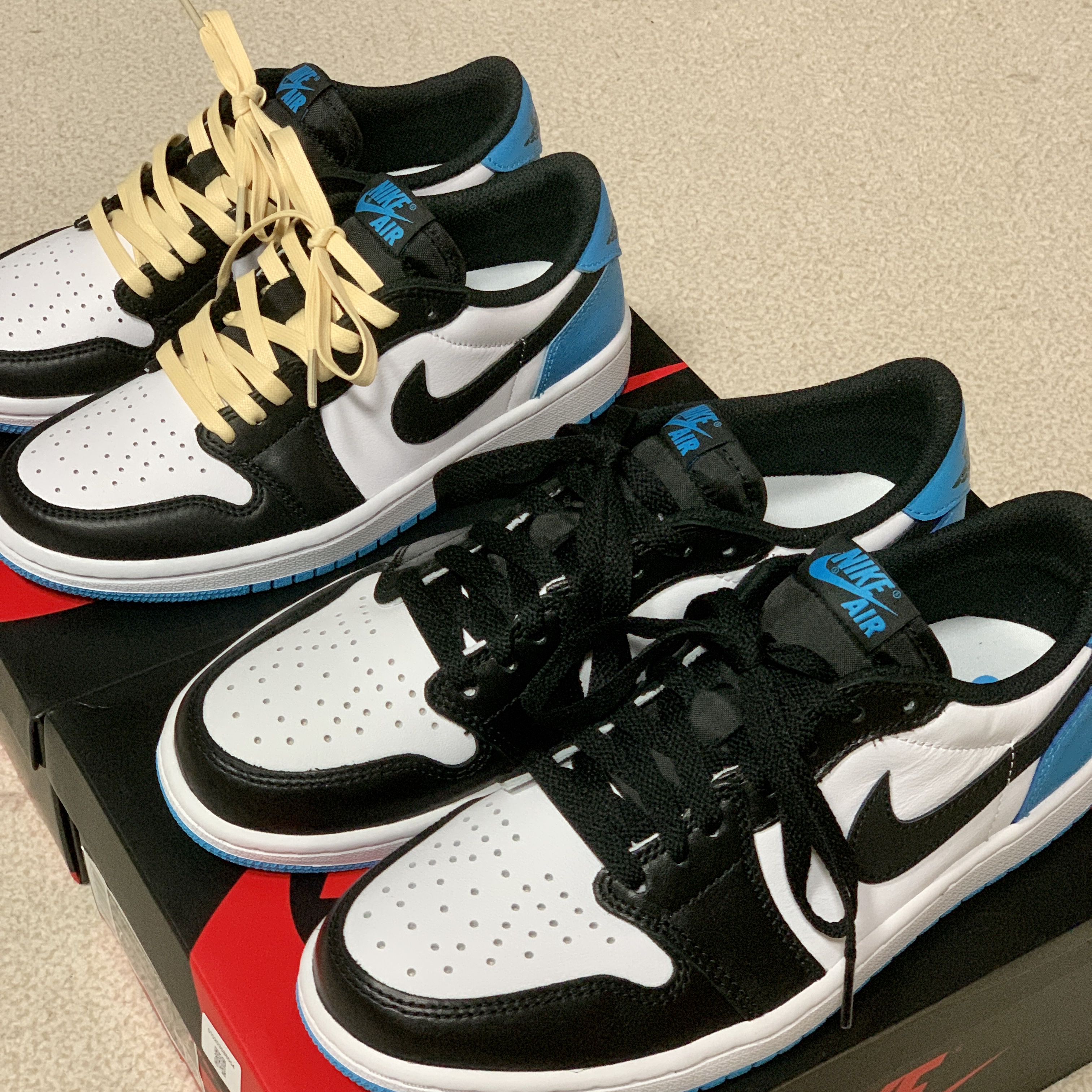 Jordan 1 Retro Low OG Black and Dark Powder Blue, (W) Jordan 1 Retro Low OG Black and Dark Powder Blue 착용 스타일 - 2
