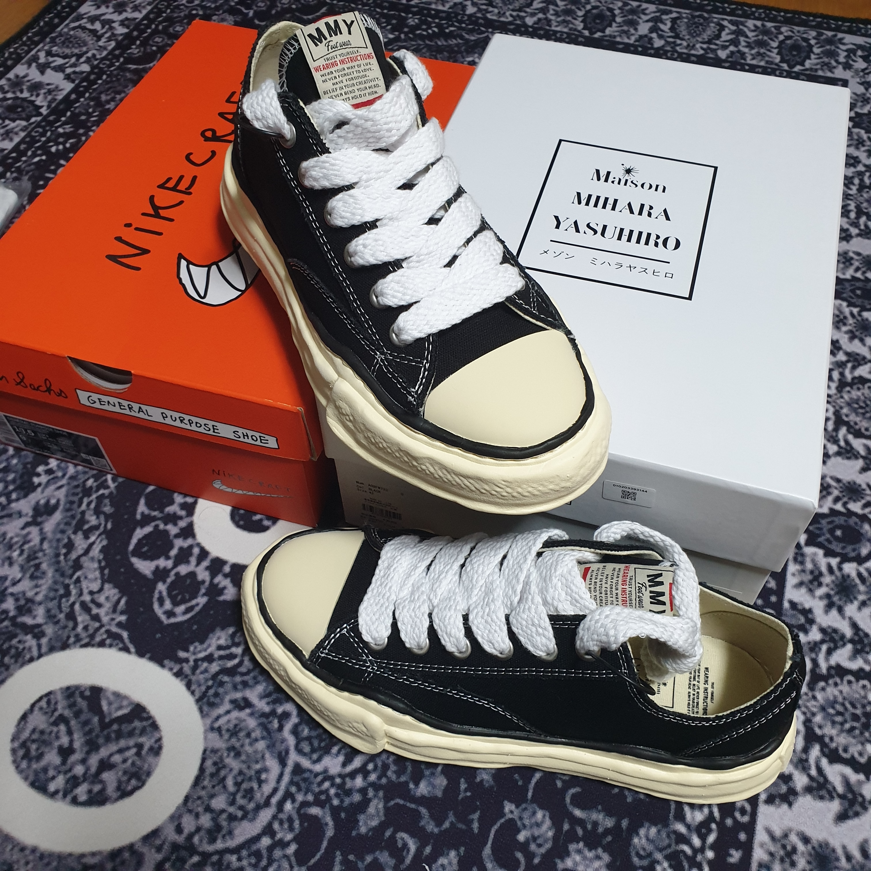Maison Mihara Yasuhiro Peterson VL OG Sole Canvas Low-top Sneakers Black 착용 스타일