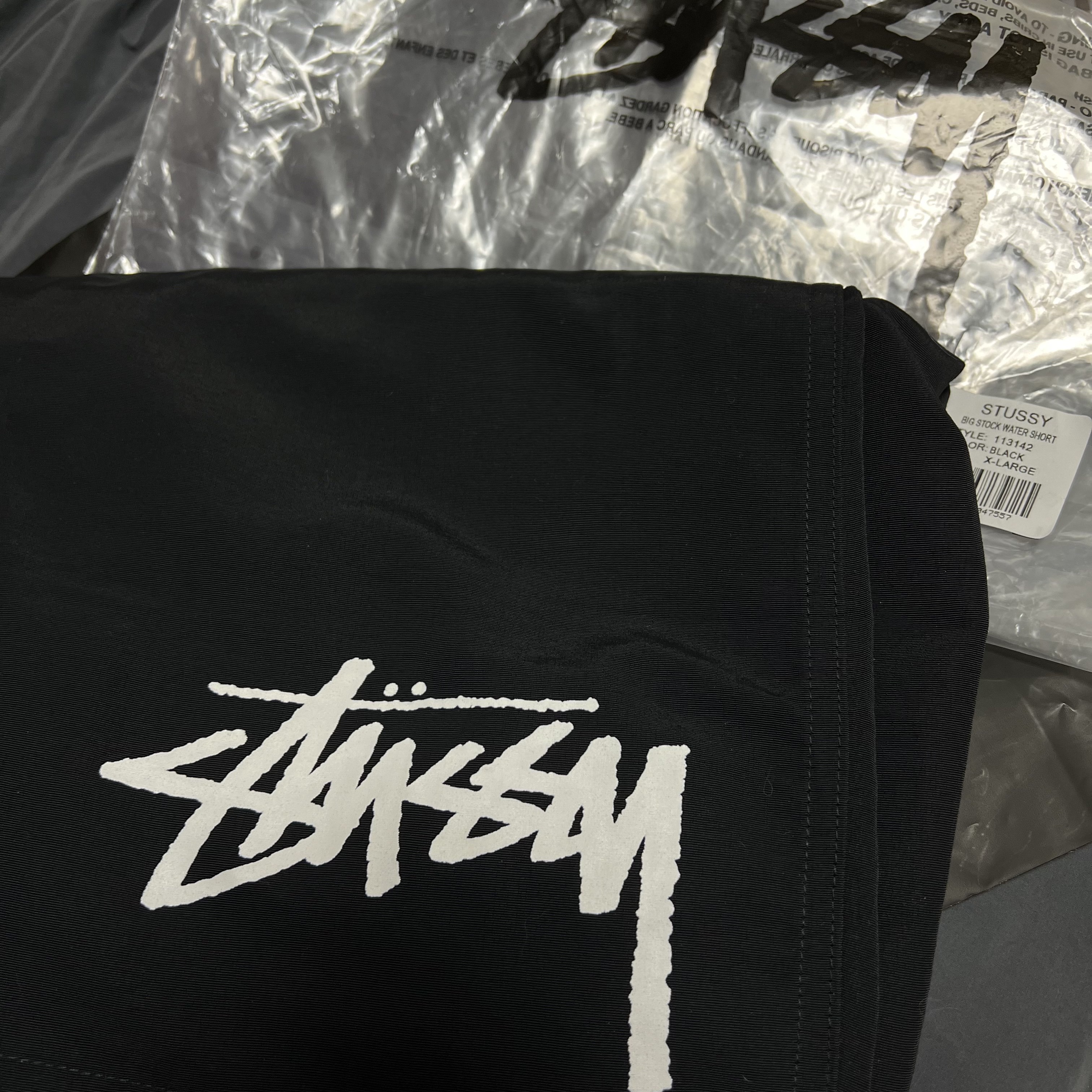 Stussy Big Stock Water Shorts Black 착용 스타일