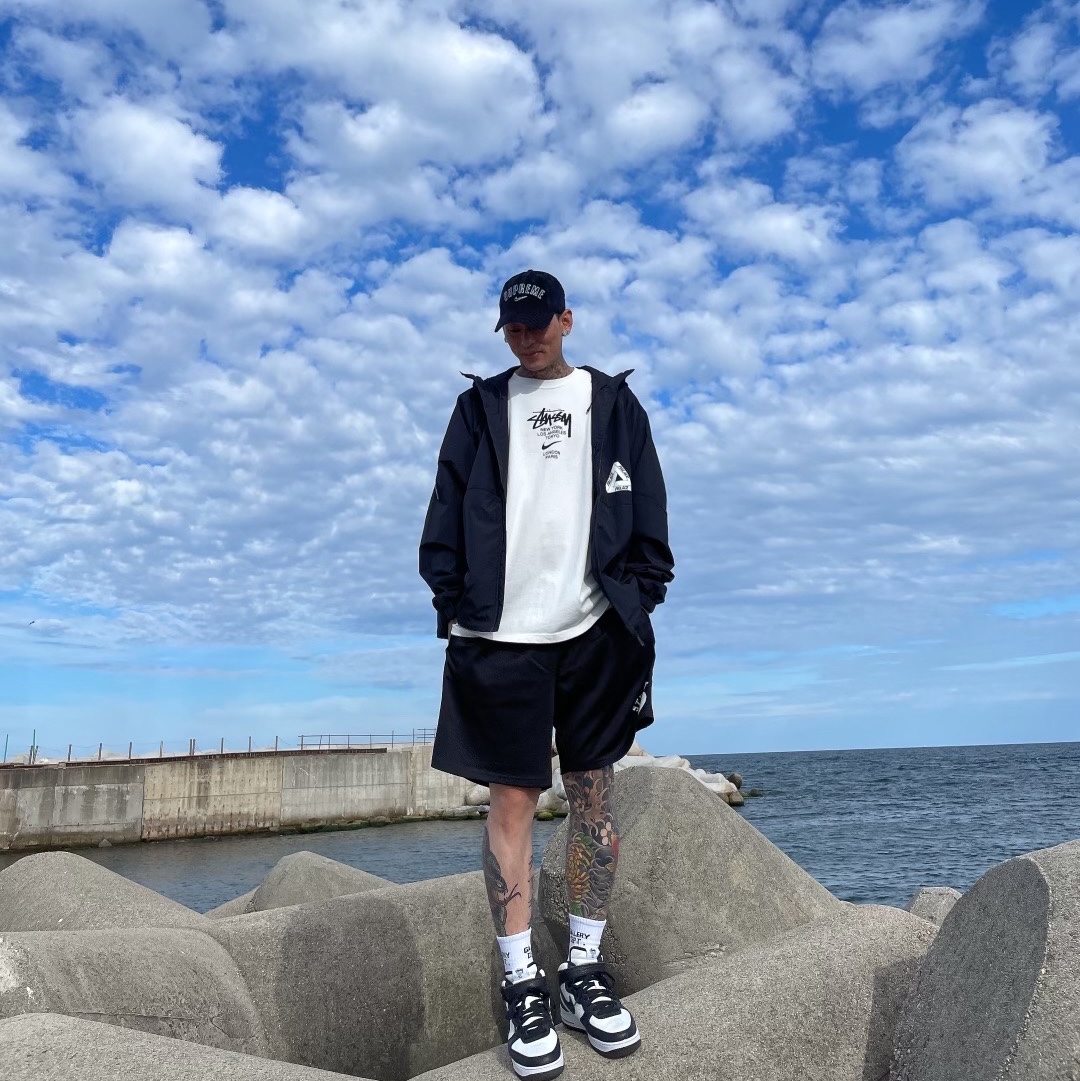 Palace Reflector Jacket Black - 22FW, Supreme x Nike Arc Corduroy 6-Panel Black - 22SS 착용 스타일