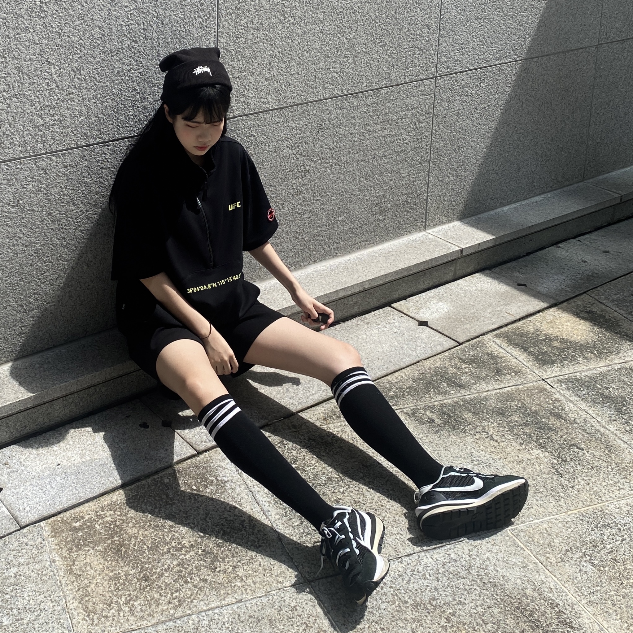 Nike x Stussy Cuff Beanie Black, Nike x Sacai VaporWaffle Black White 착용 스타일 - 1