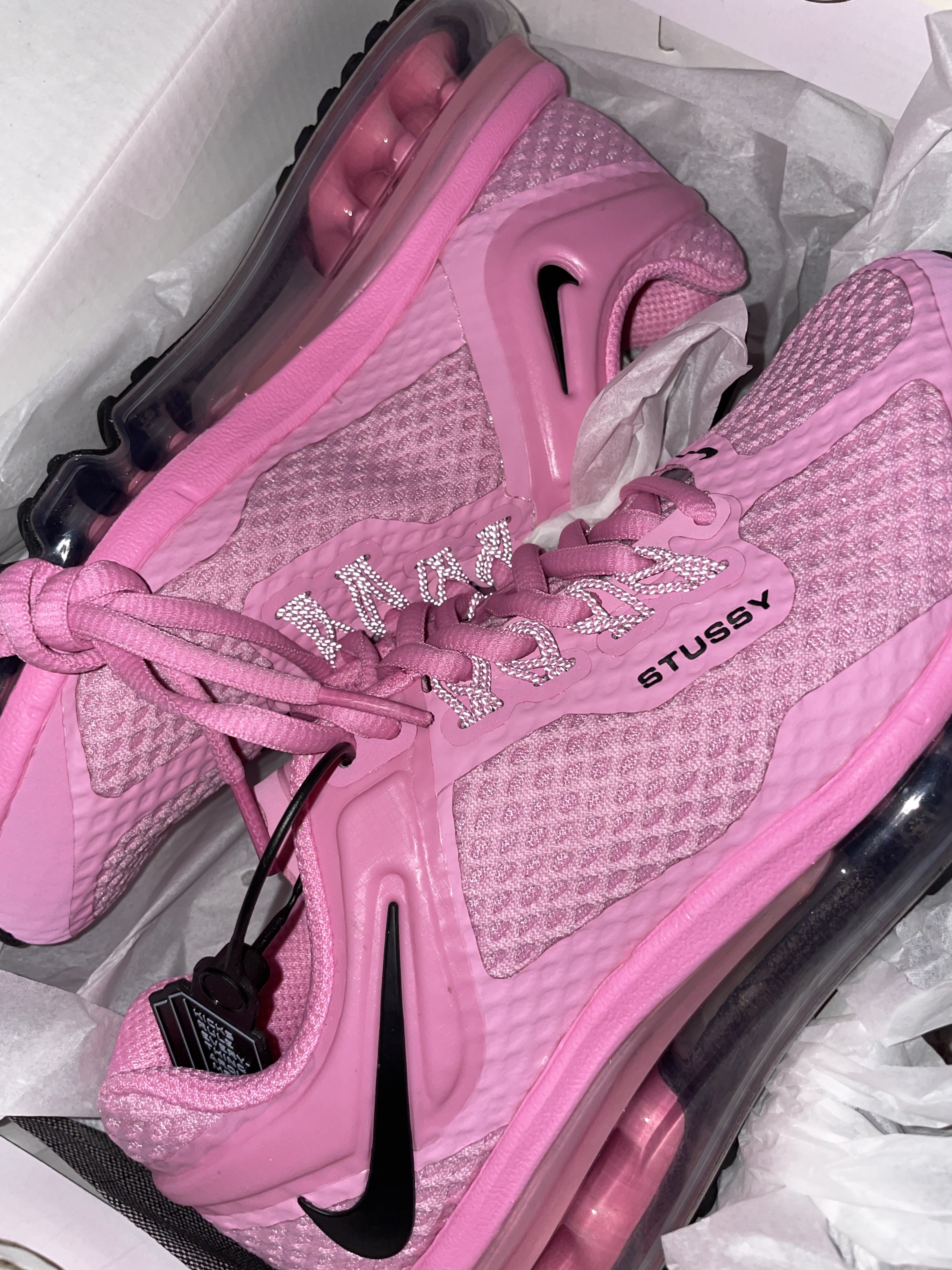 Nike x Stussy Air Max 2013 Psychic Pink 착용 스타일