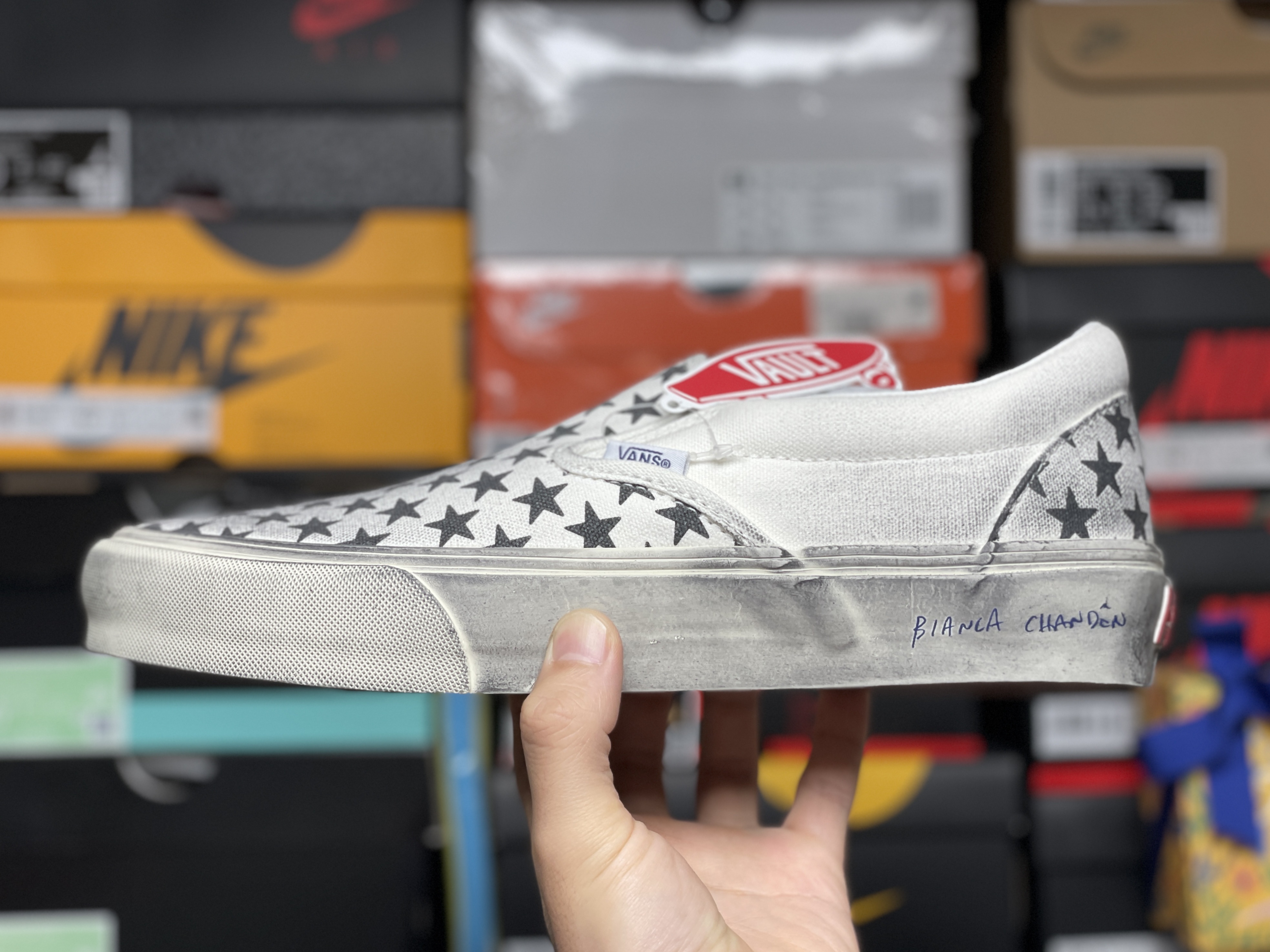Vans Vault x Bianca Chandon Classic Slip-On LX Stressed Black White 착용 스타일