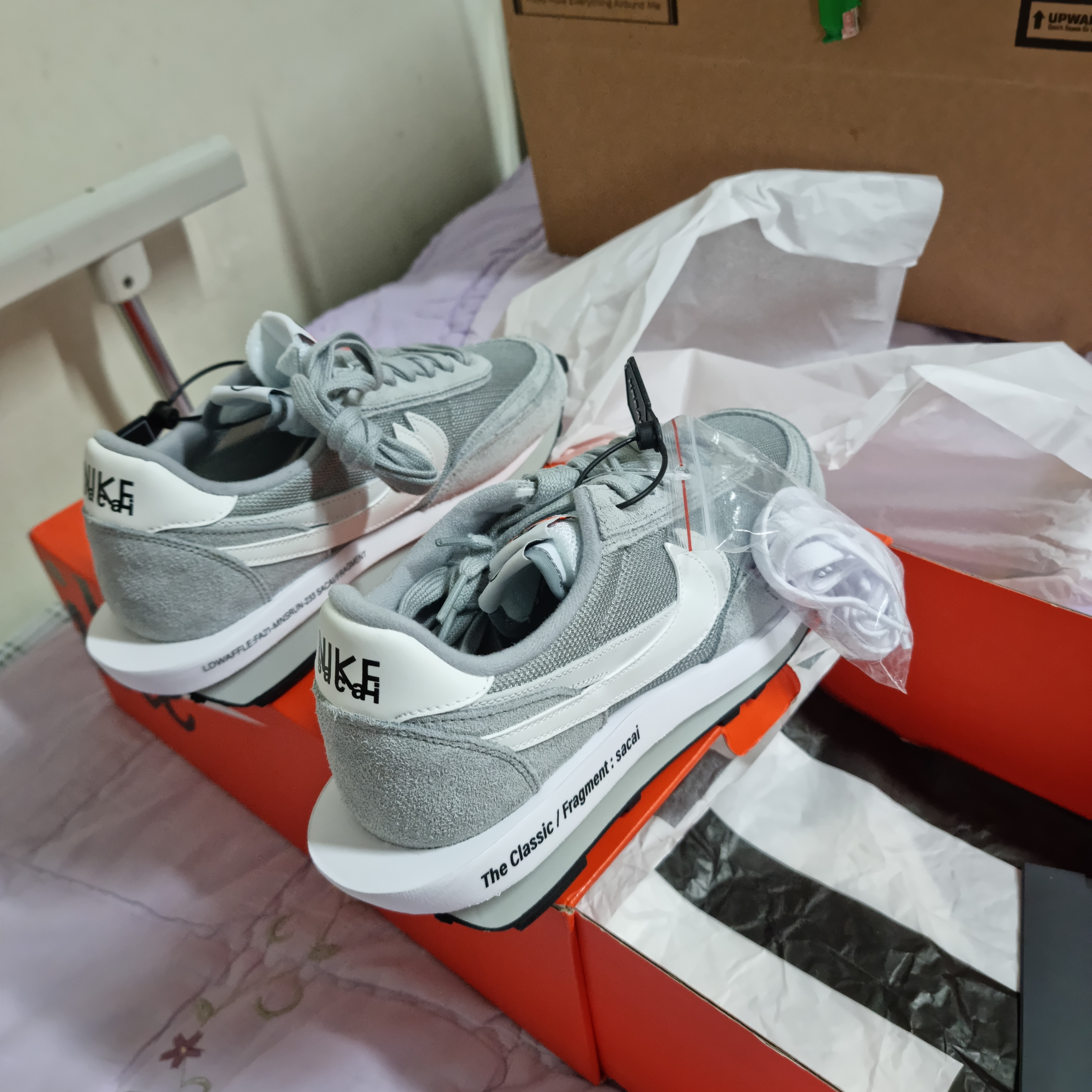 Nike x Sacai x Fragment LDWaffle Light Smoke Grey 착용 스타일