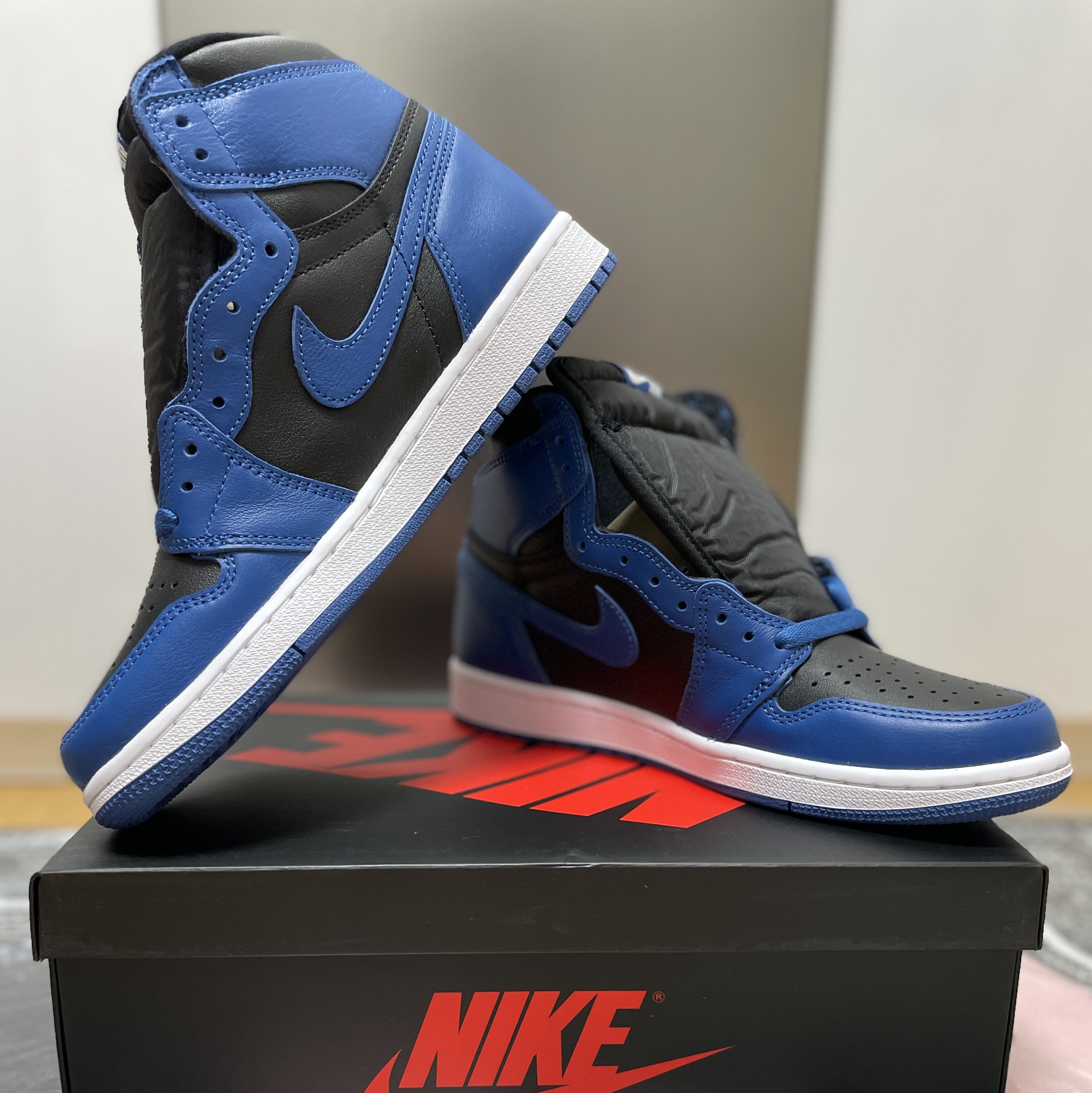 Jordan 1 Retro High OG Dark Marina Blue 착용 스타일