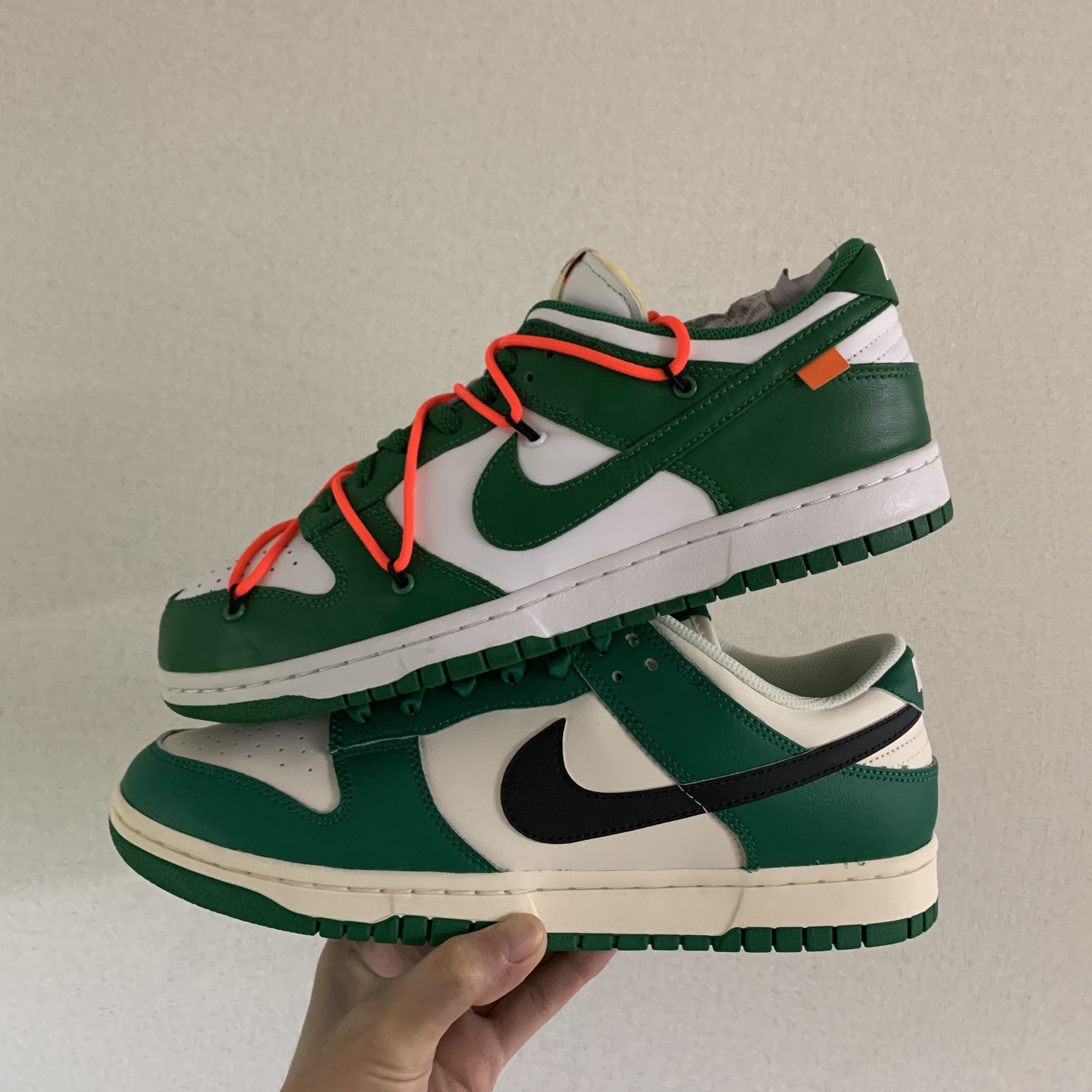 Nike Dunk Low Retro SE Jackpot Malachite, Nike x Off-White Dunk Low Pine Green 착용 스타일