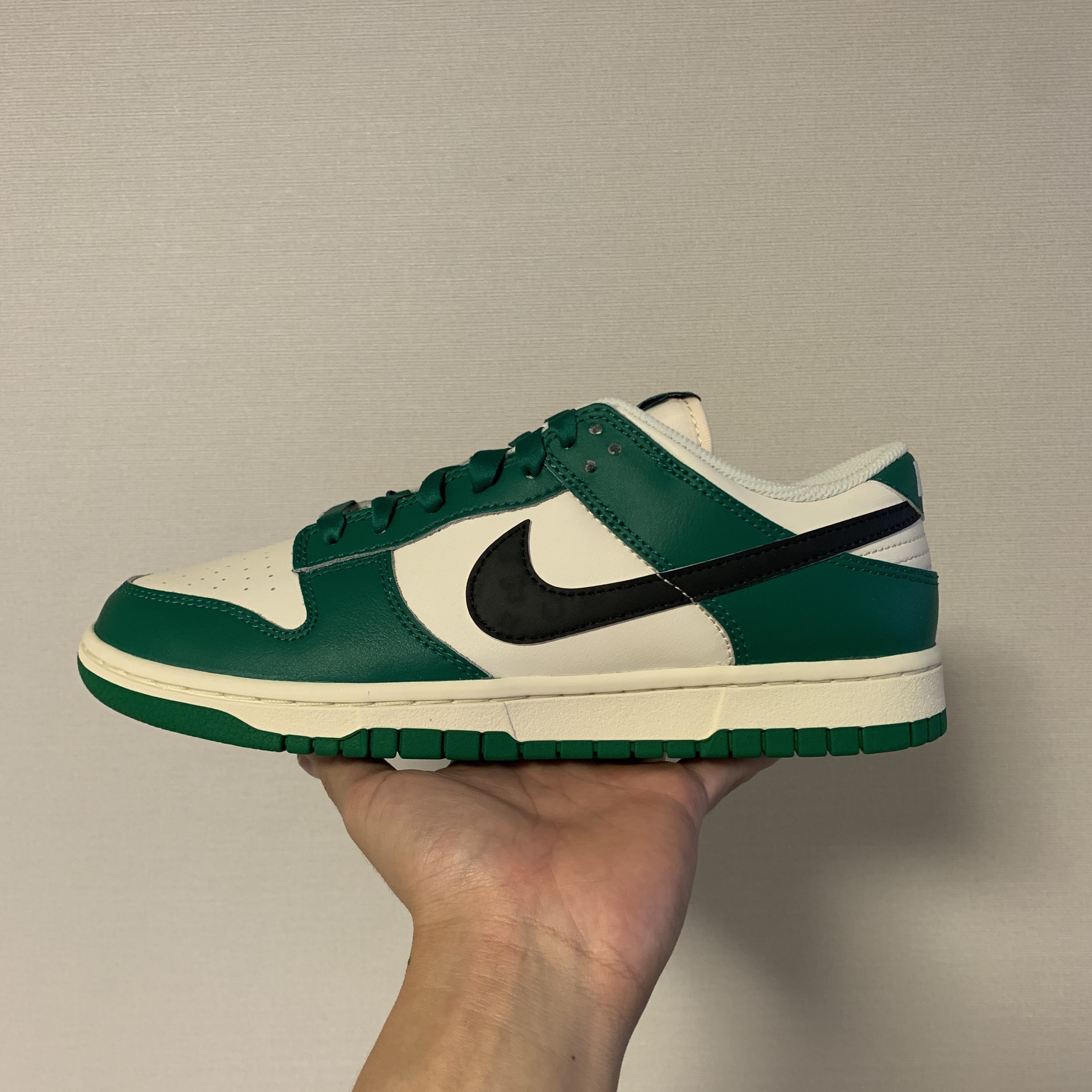 Nike Dunk Low Retro SE Jackpot Malachite 착용 스타일