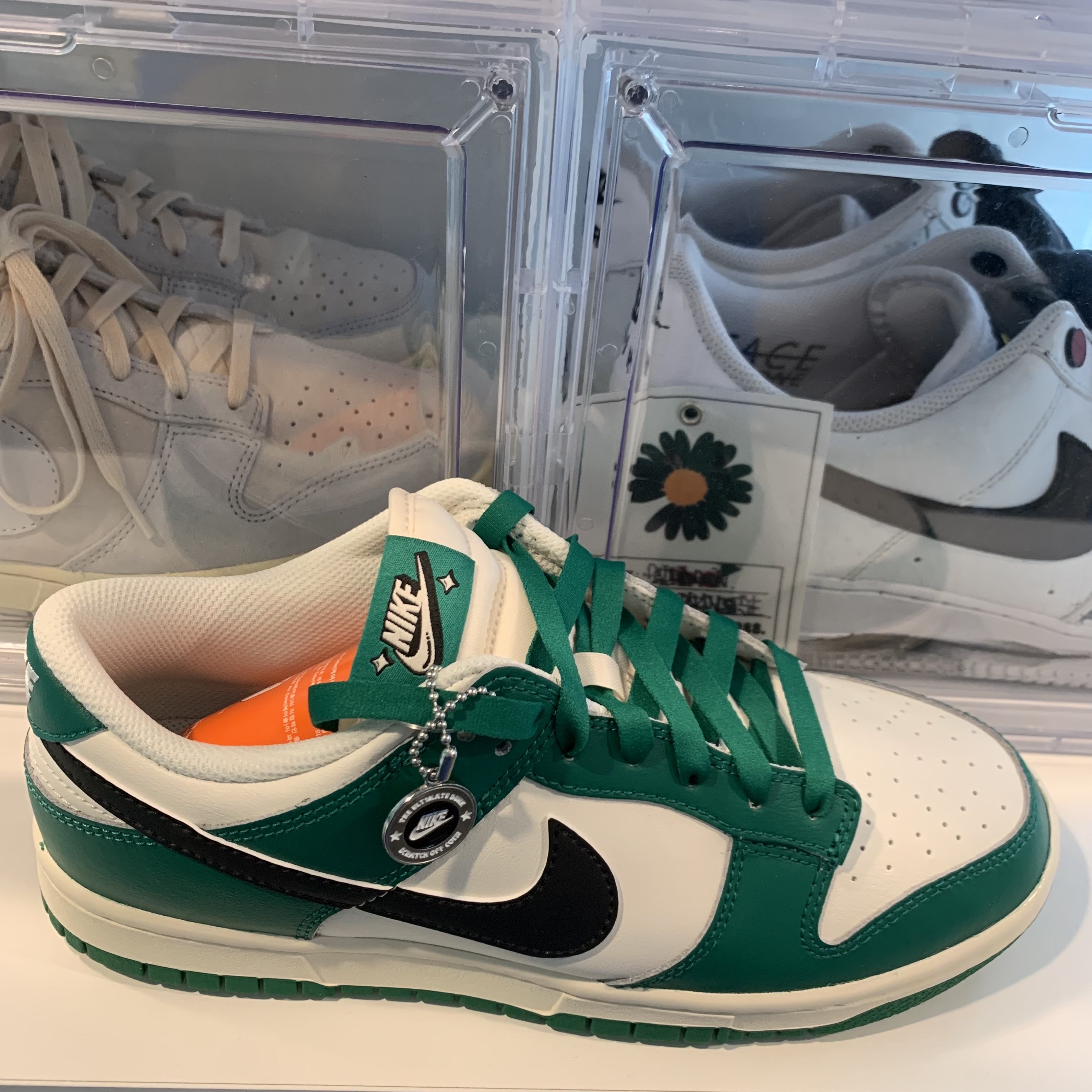 Nike Dunk Low Retro SE Jackpot Malachite 착용 스타일 - 2