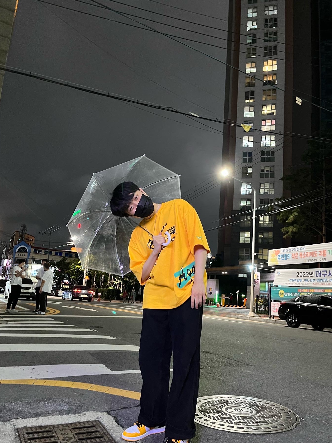 Jordan 1 Low Taxi 착용 스타일 - 2