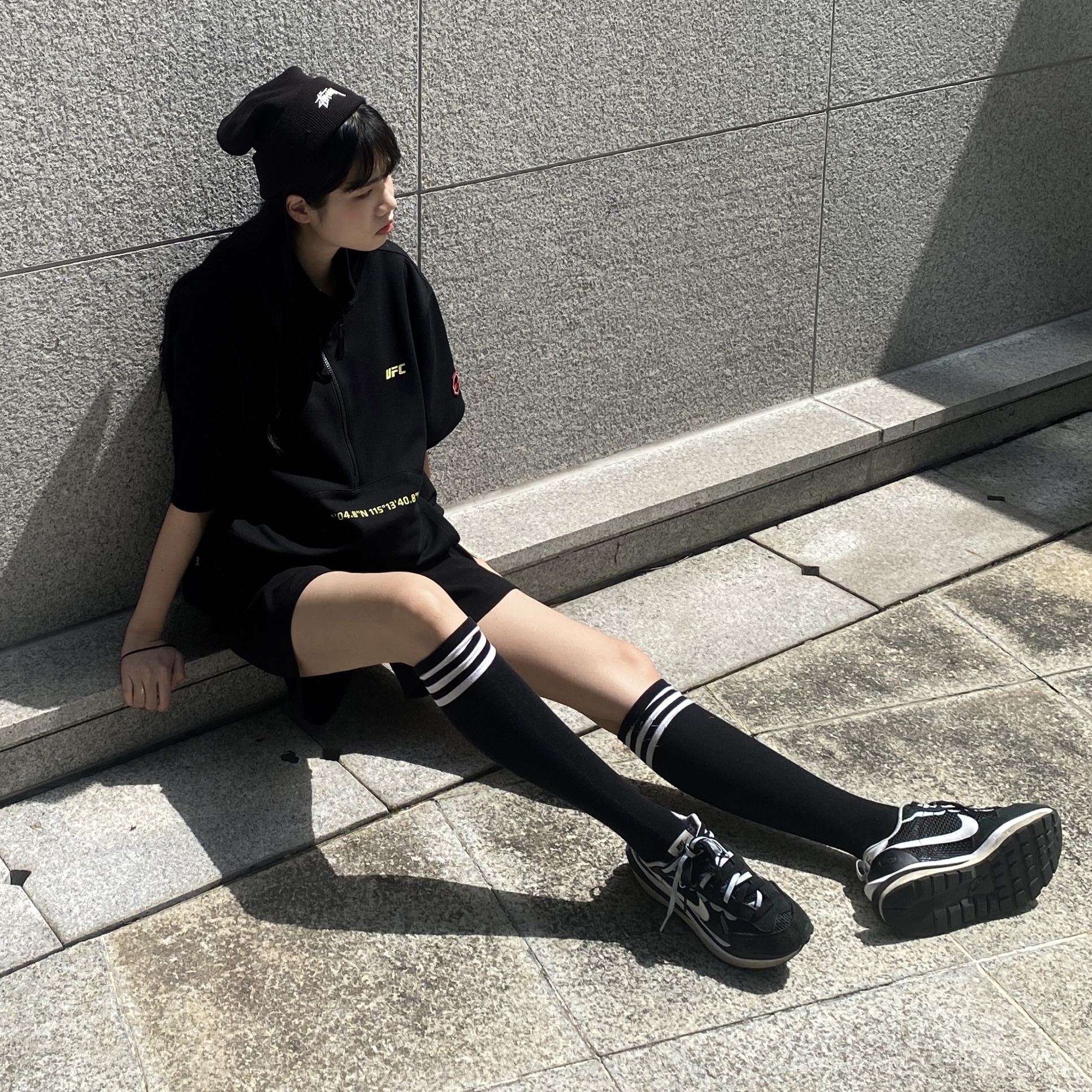 Nike x Stussy Cuff Beanie Black, Nike x Sacai VaporWaffle Black White 착용 스타일 - 3