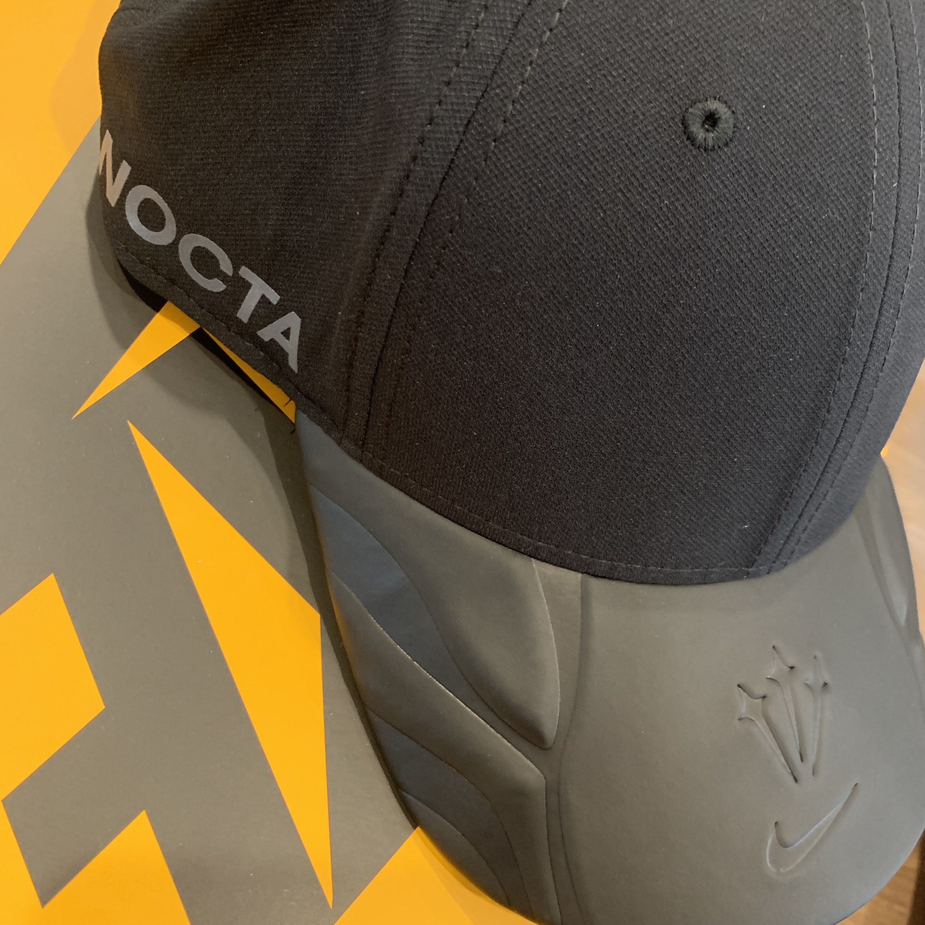 Nike x Drake Nocta NRG Legacy 91 Cap Black 착용 스타일 - 1