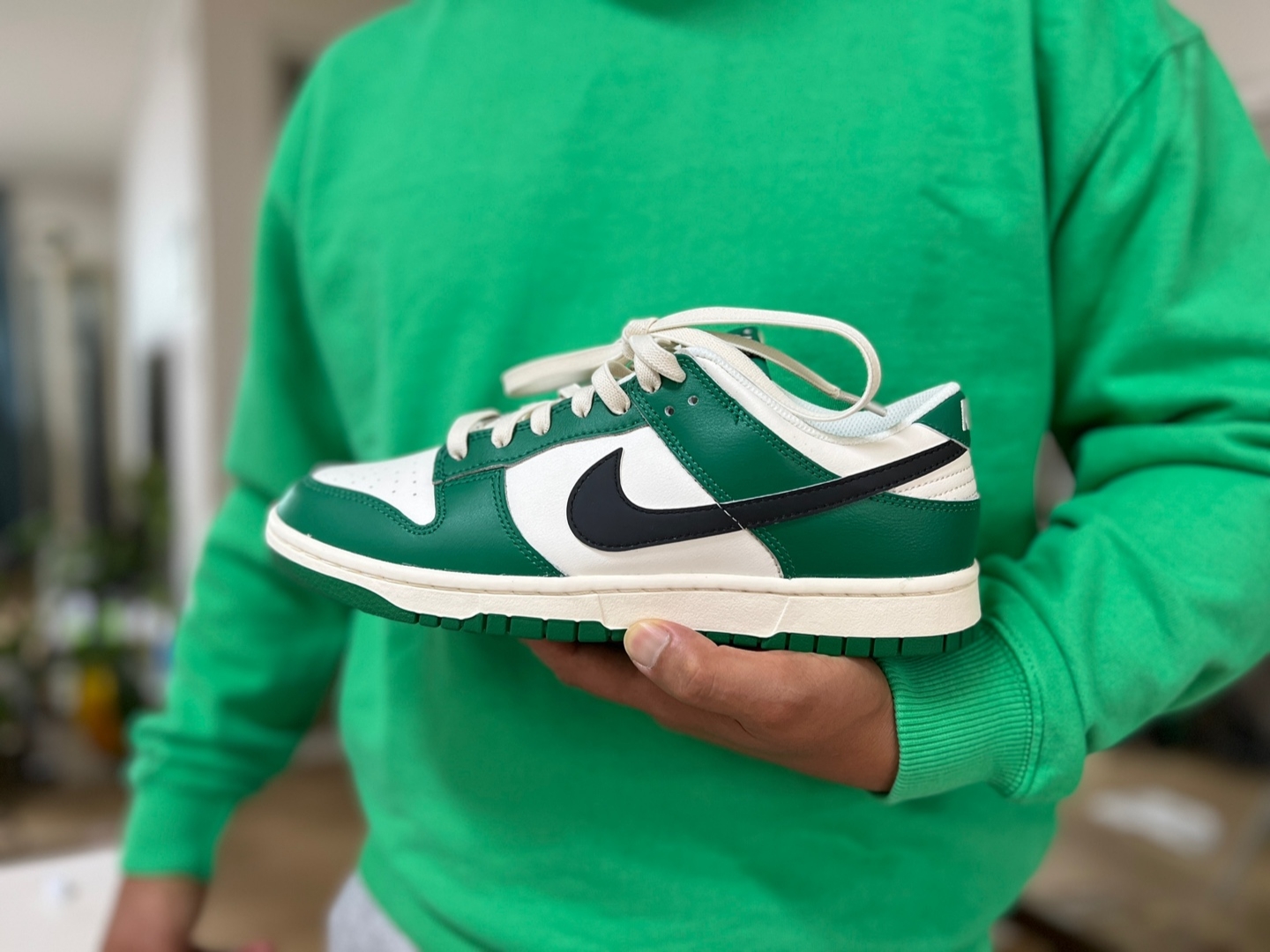 Nike Dunk Low Retro SE Jackpot Malachite 착용 스타일
