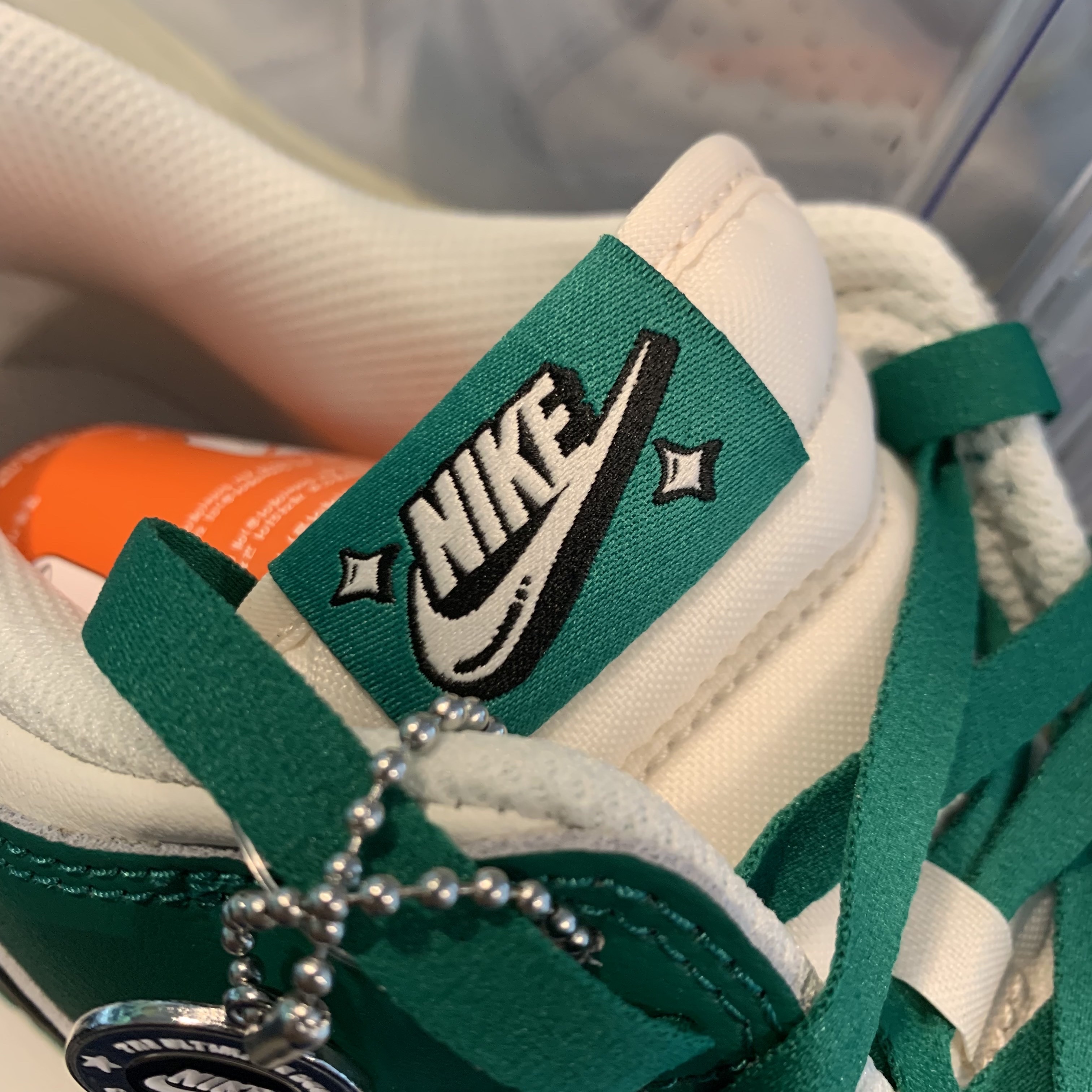 Nike Dunk Low Retro SE Jackpot Malachite 착용 스타일 - 3