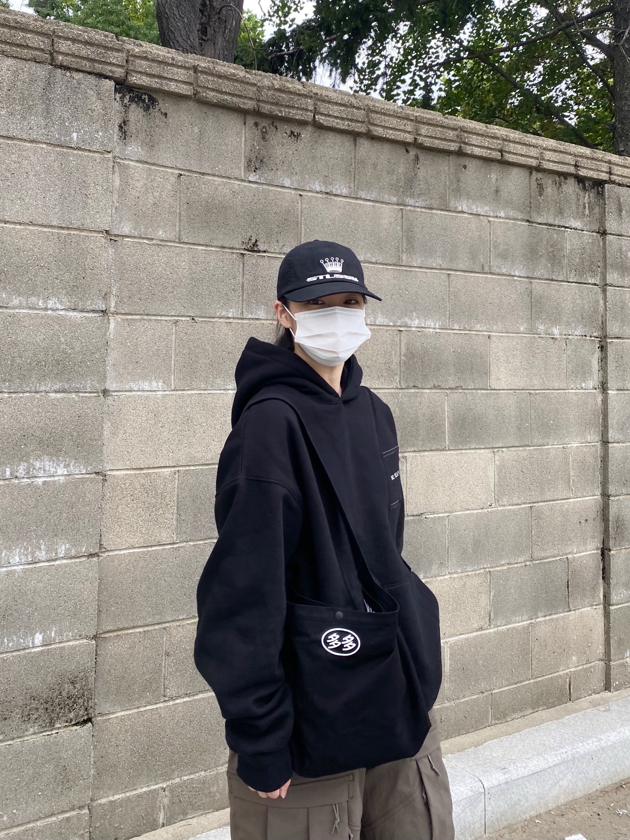 Asics x JJJJound Gel-Kayano 14 Silver Black, Nike NRG ACG Smith Summit Cargo Pants Ironstone - Asia 착용 스타일 - 3
