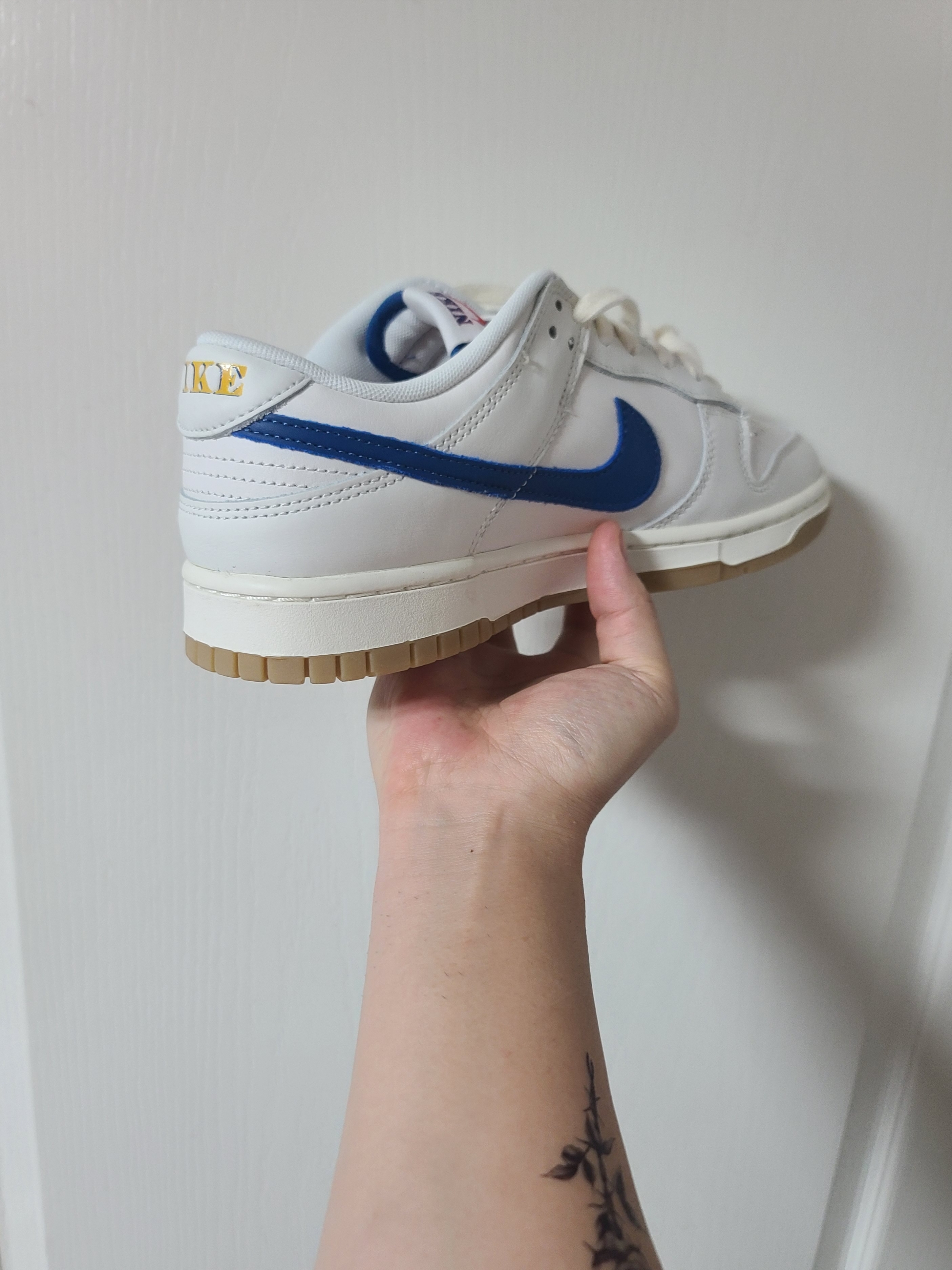 Nike Dunk Low SE Sail Dark Marina Blue 착용 스타일 - 2