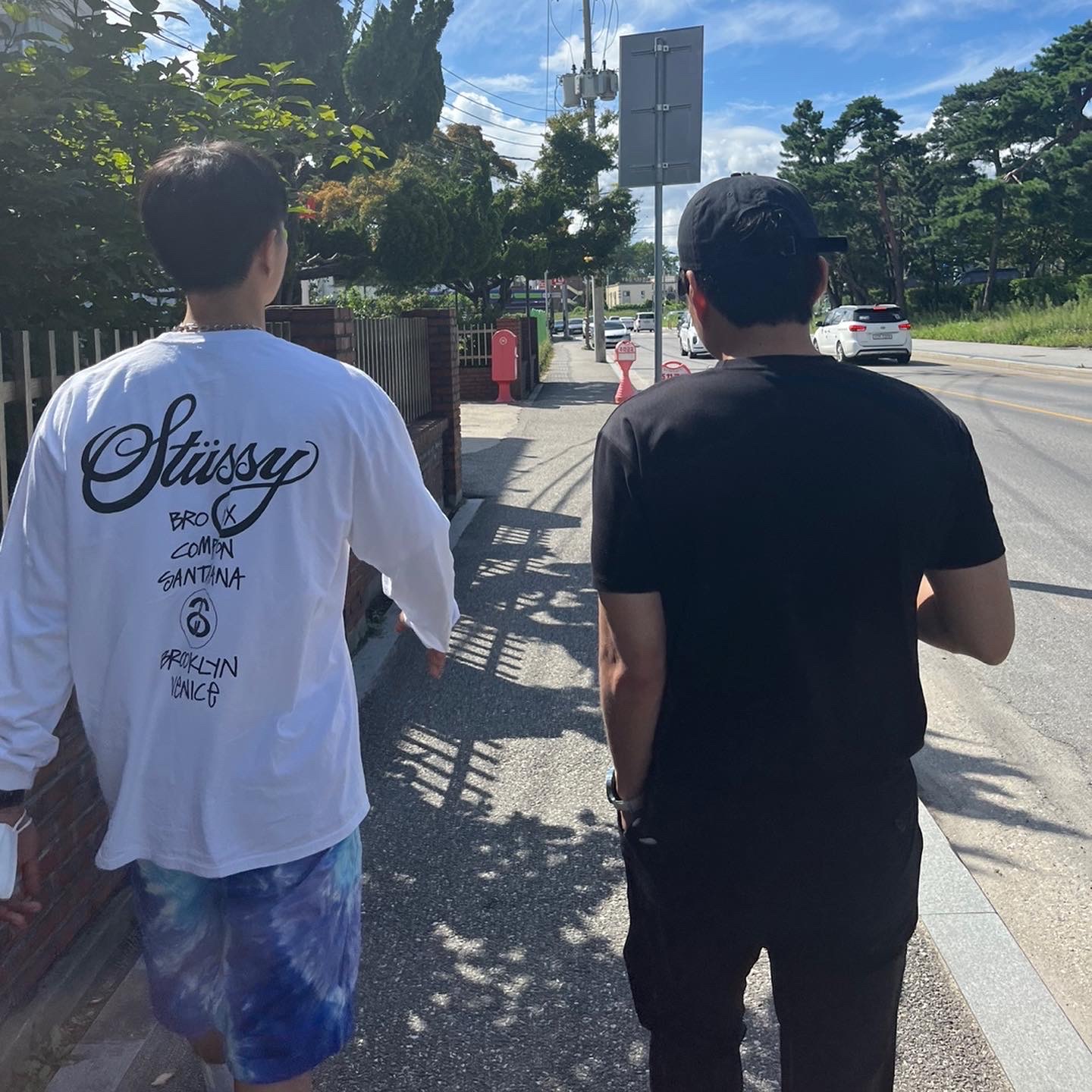 Stussy World Tour LS T-Shirt White 착용 스타일