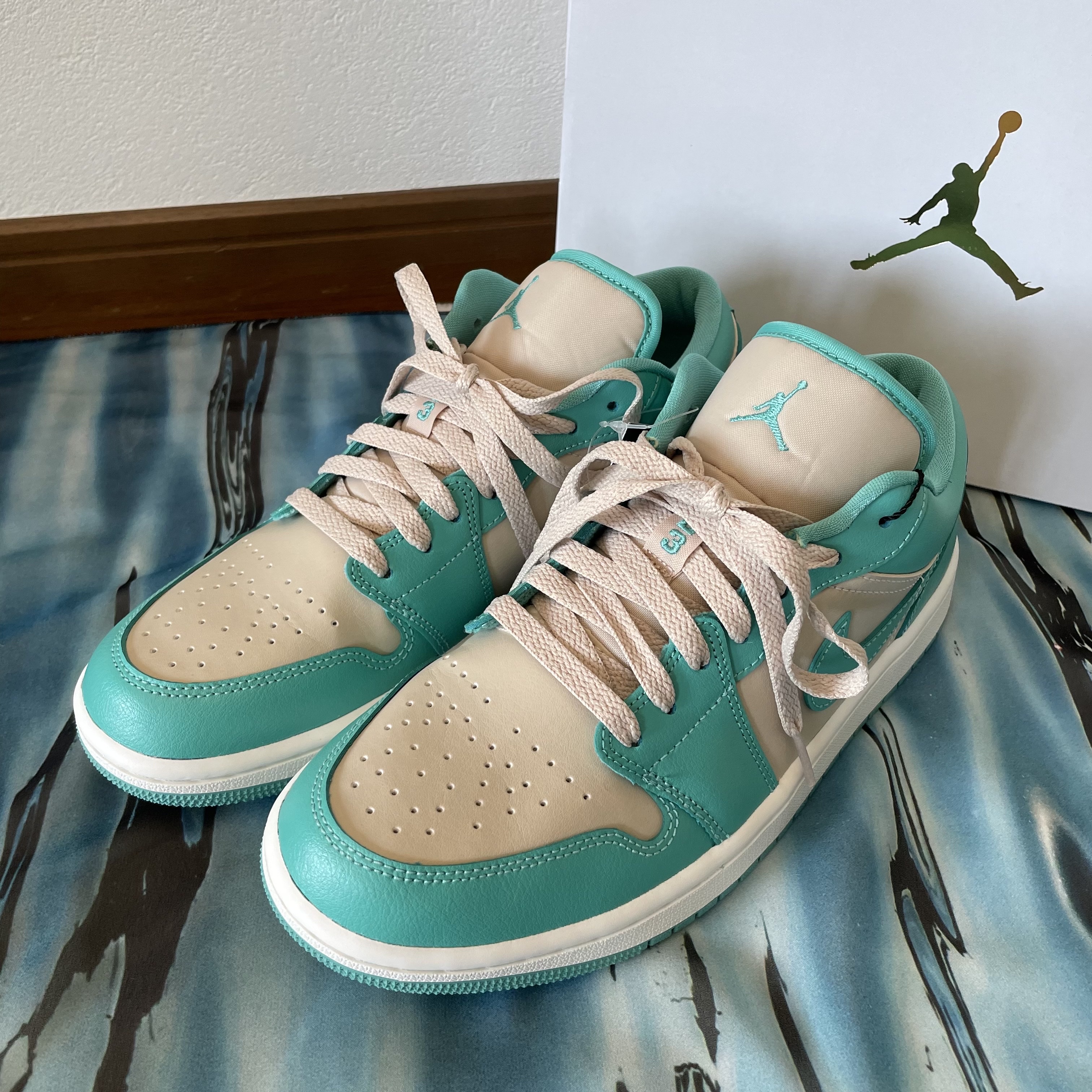 (W) Jordan 1 Low Sanddrift Washed Teal 착용 스타일 - 4