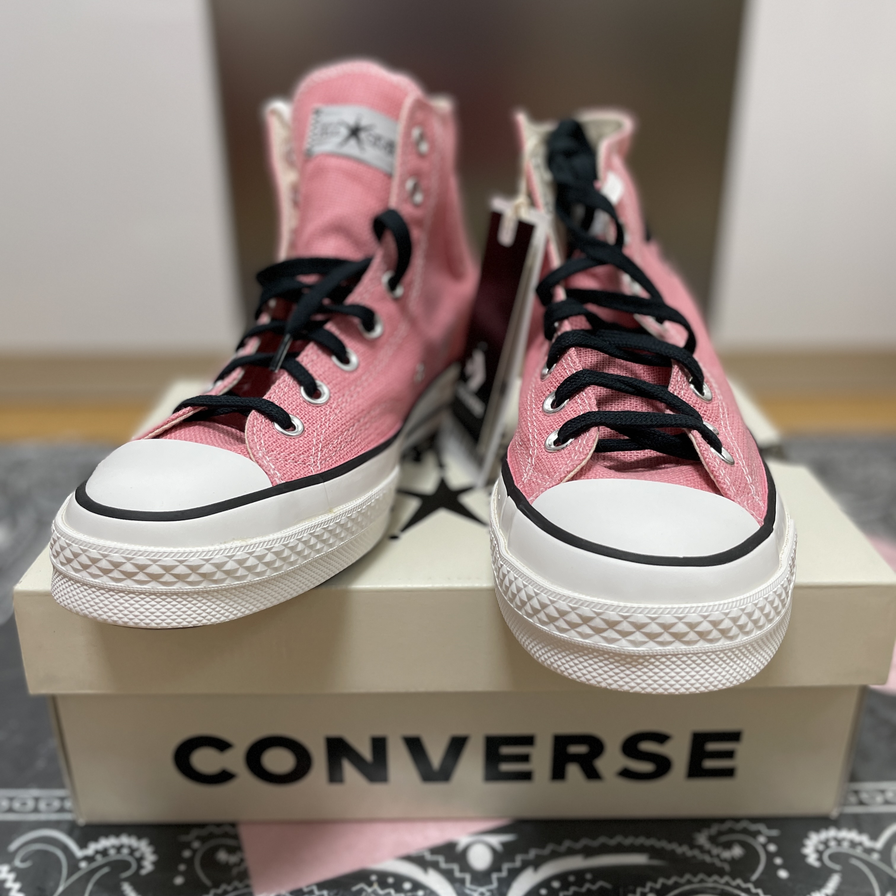 Converse x Stussy Chuck 70 High Plumeria 착용 스타일